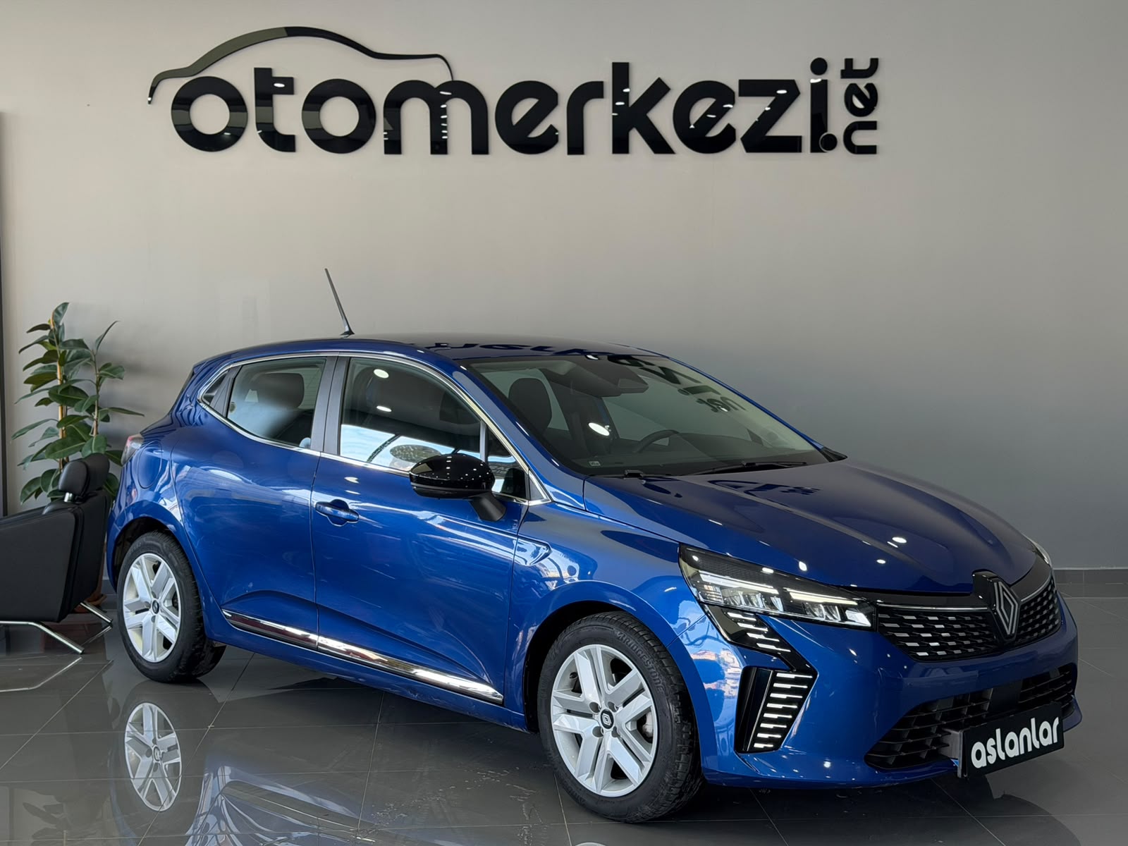 RENAULT CLIO 12