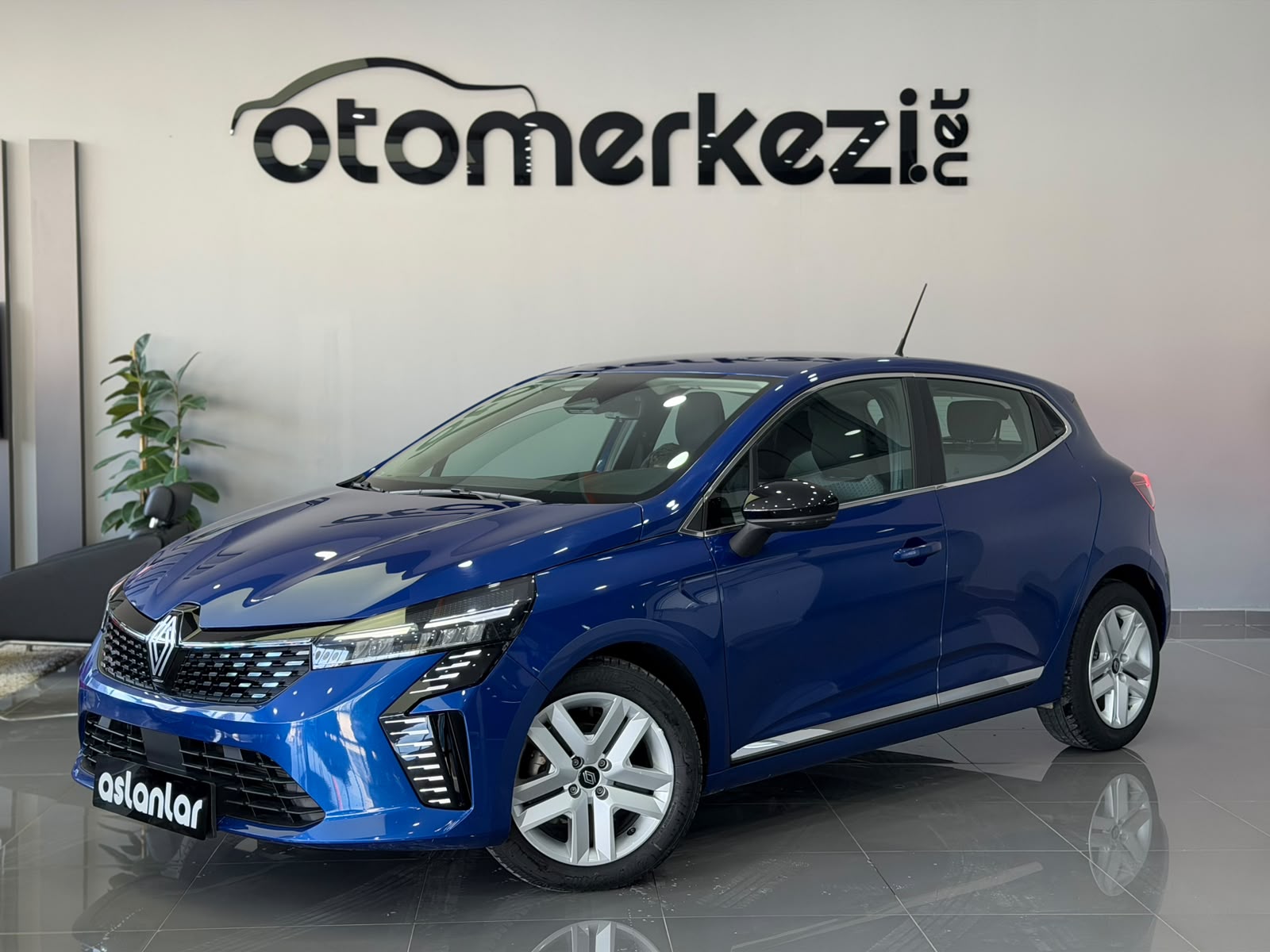 RENAULT CLIO 27