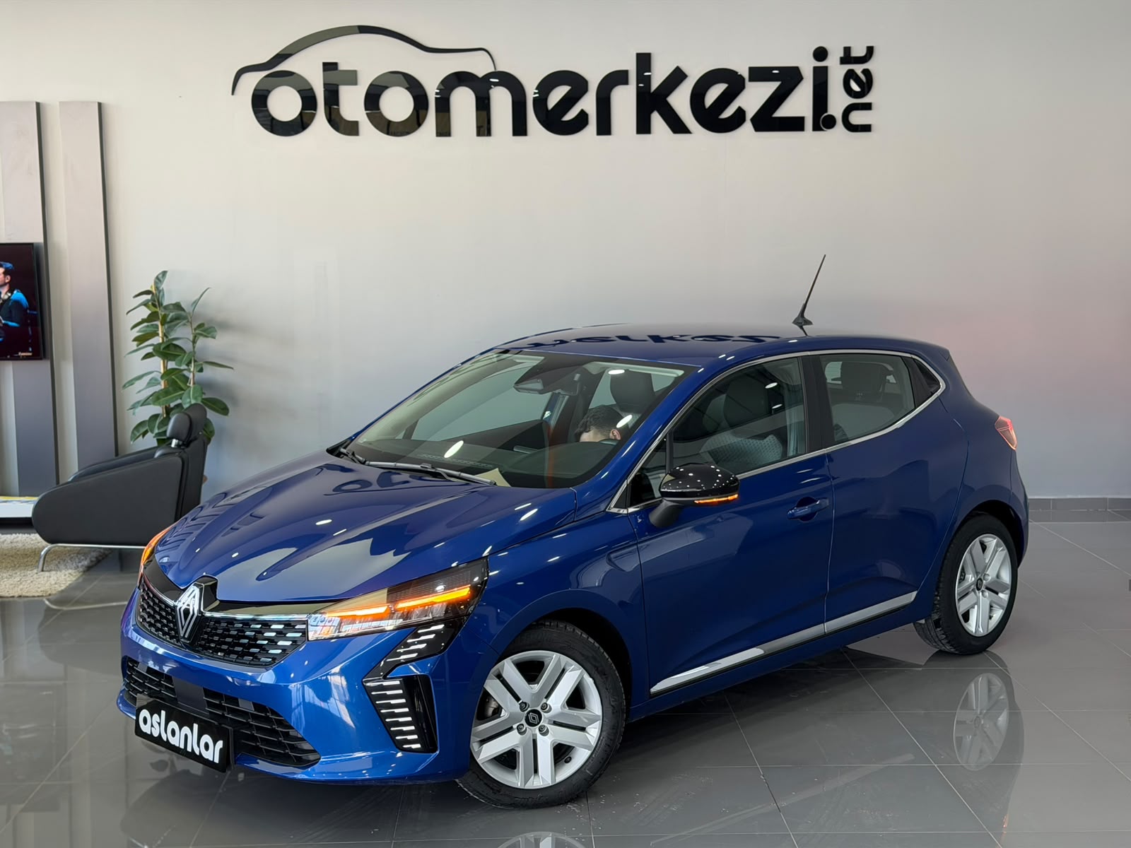RENAULT CLIO 31