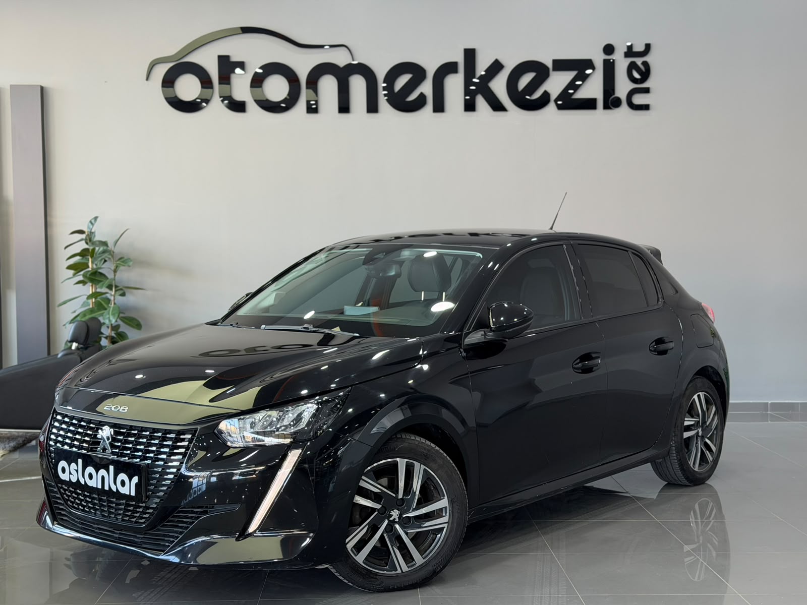 PEUGEOT 208 19