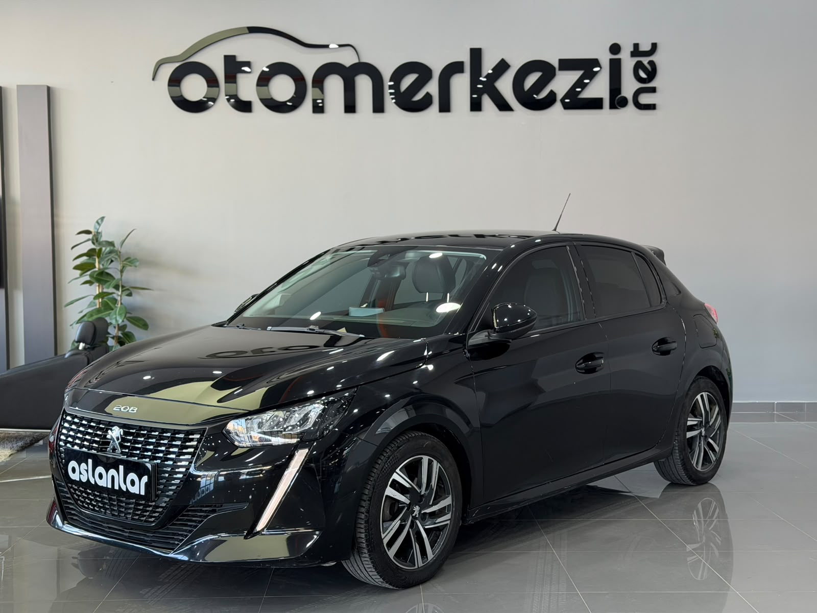 PEUGEOT 208 21