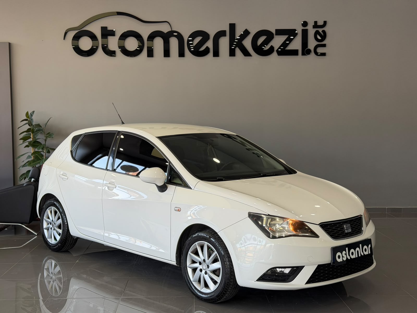 SEAT IBIZA 28
