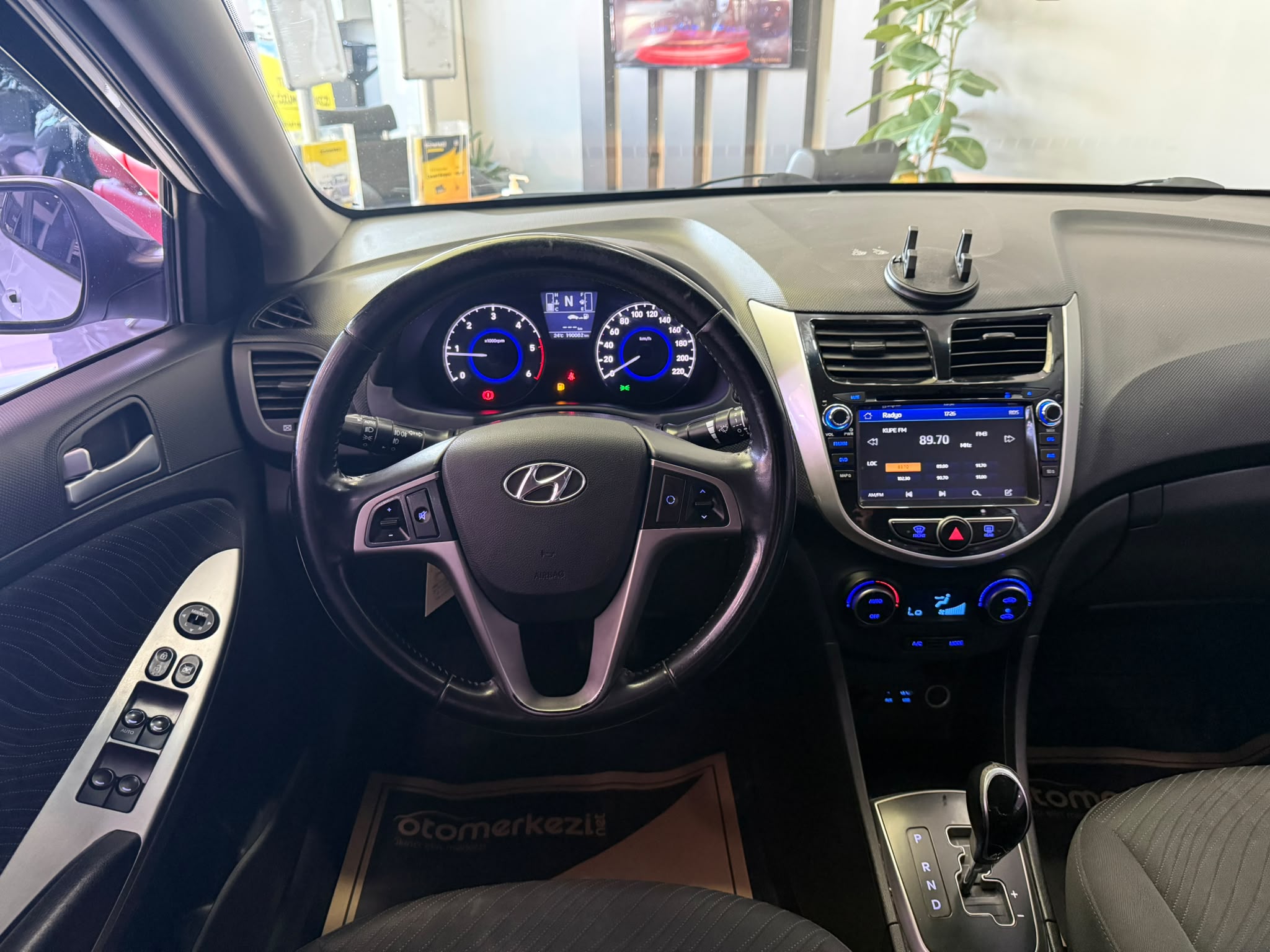 HYUNDAI ACCENT 5