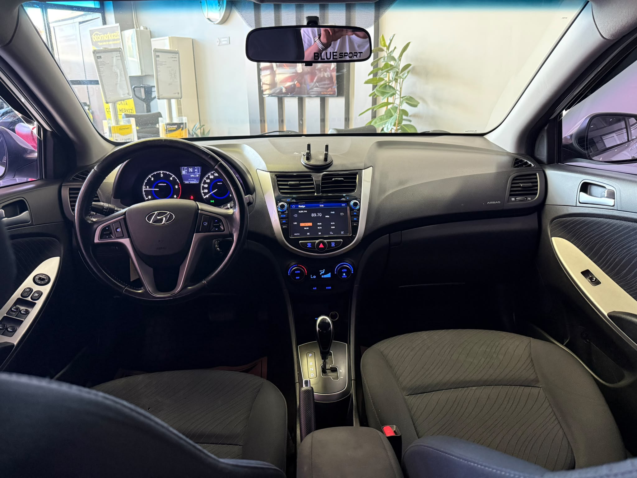 HYUNDAI ACCENT 6