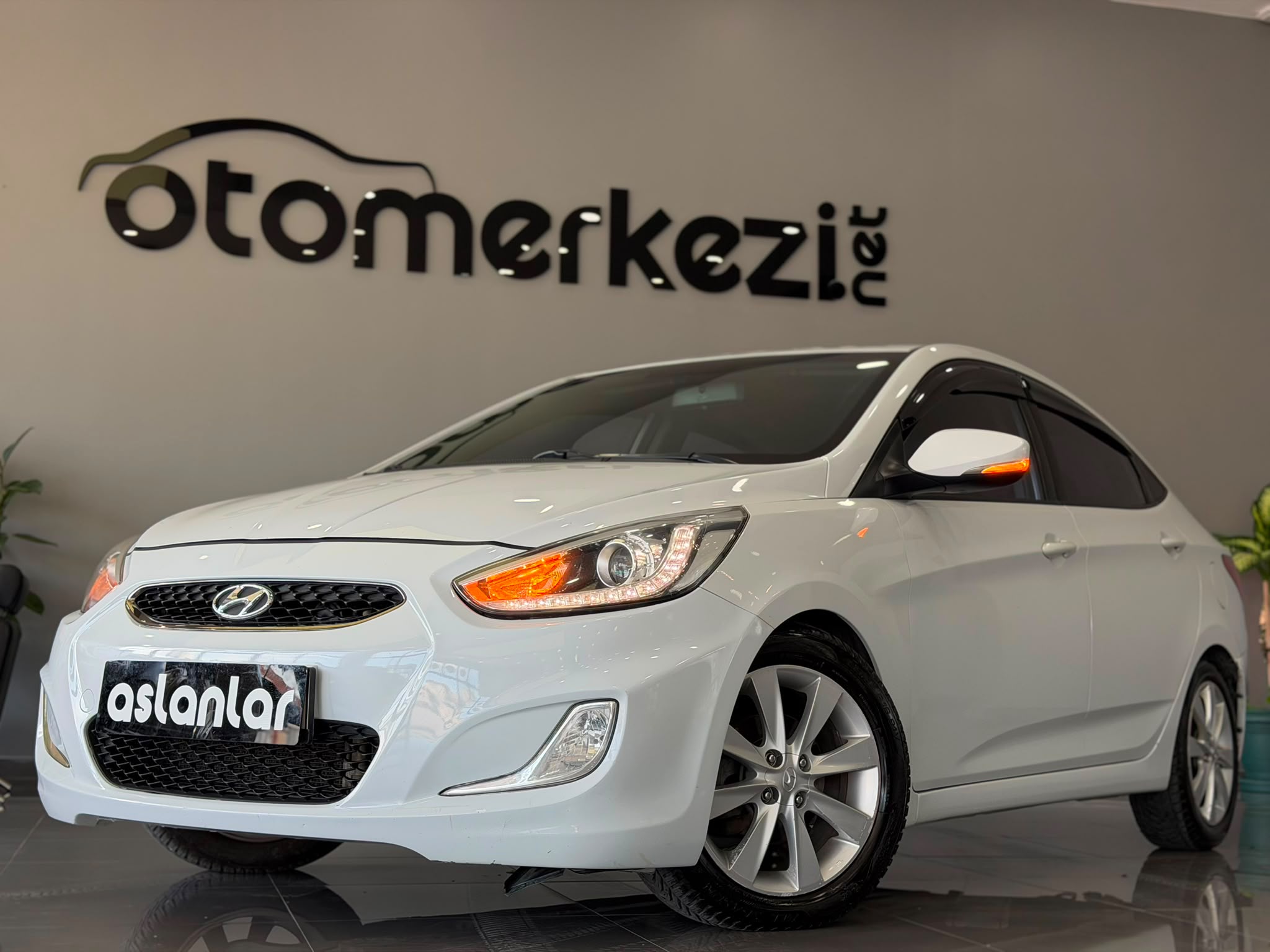 HYUNDAI ACCENT 7