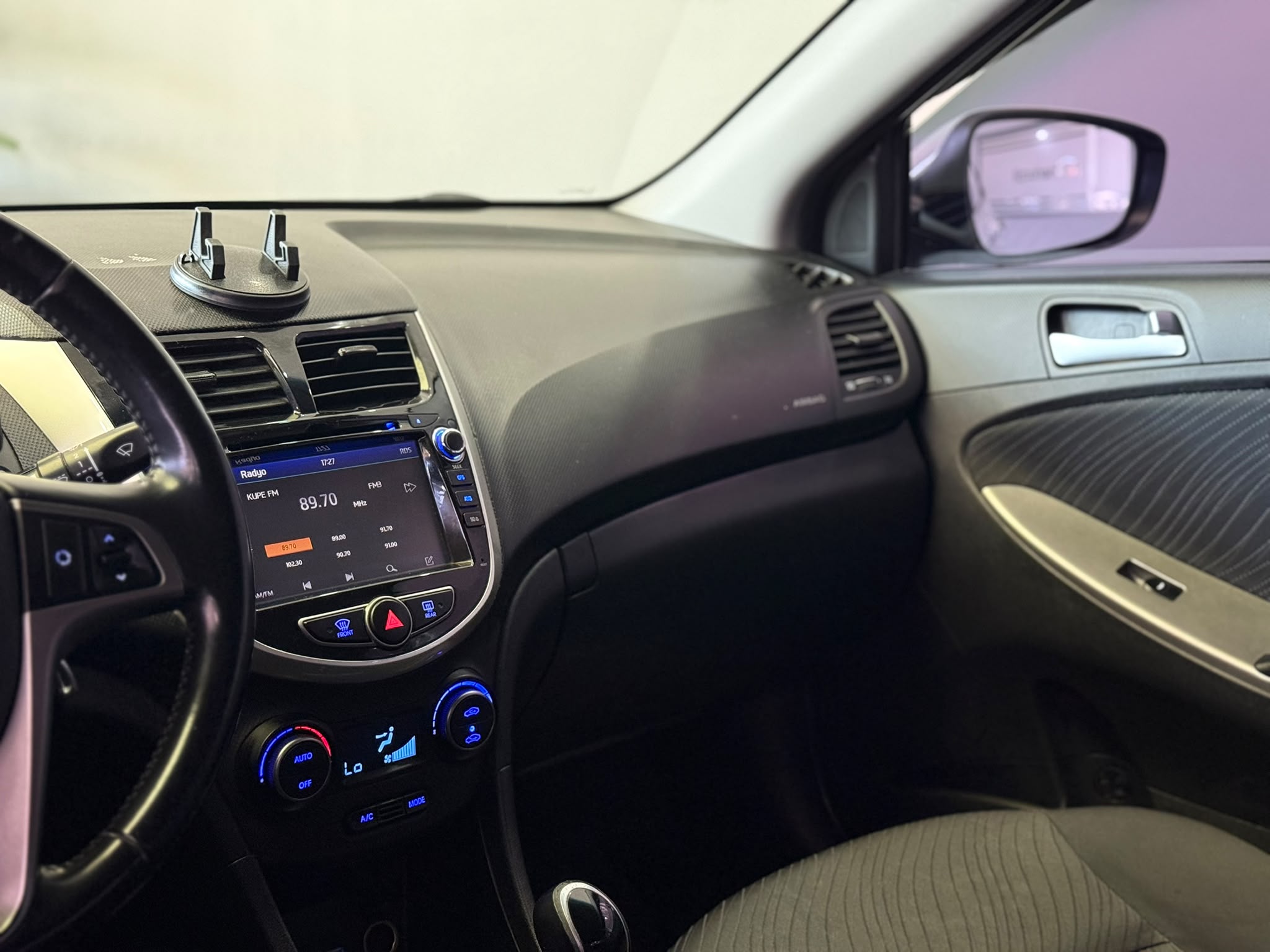 HYUNDAI ACCENT 14