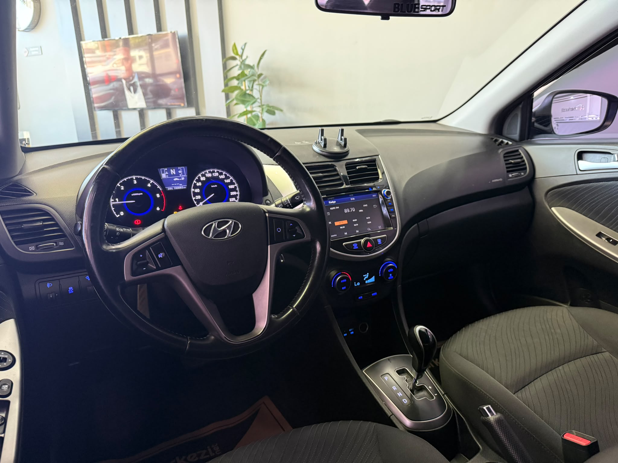 HYUNDAI ACCENT 21