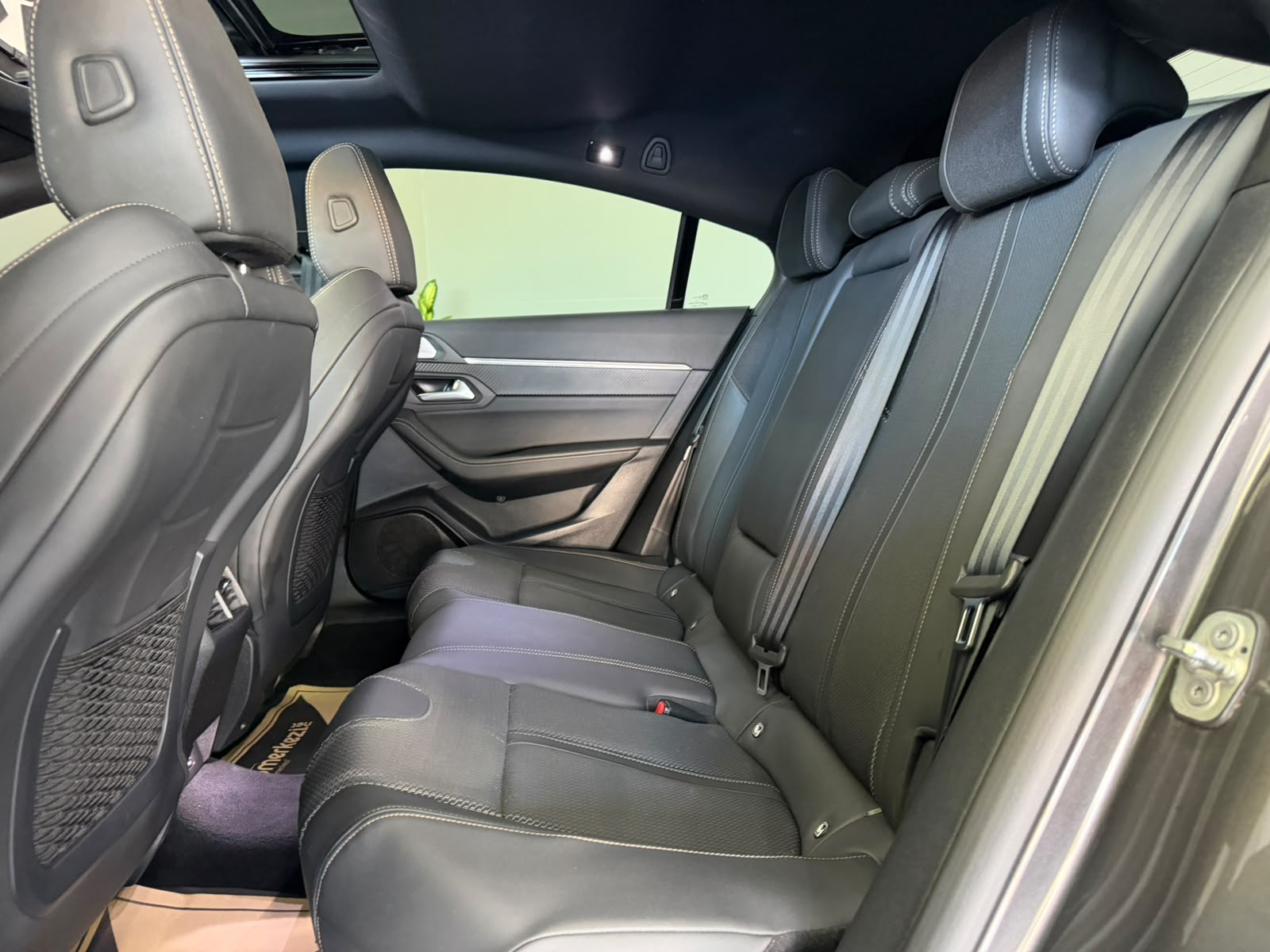 PEUGEOT 508 19