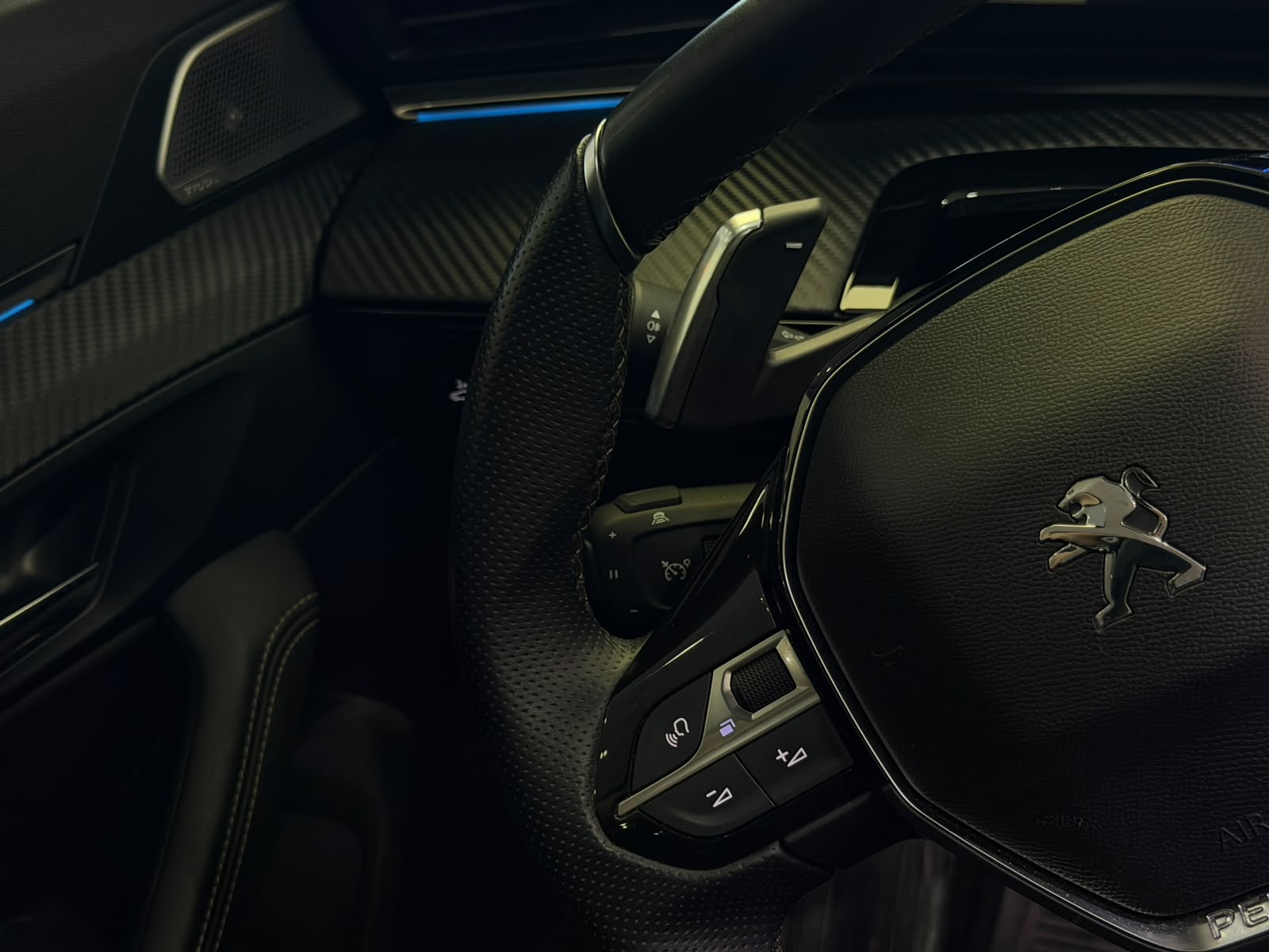 PEUGEOT 508 32