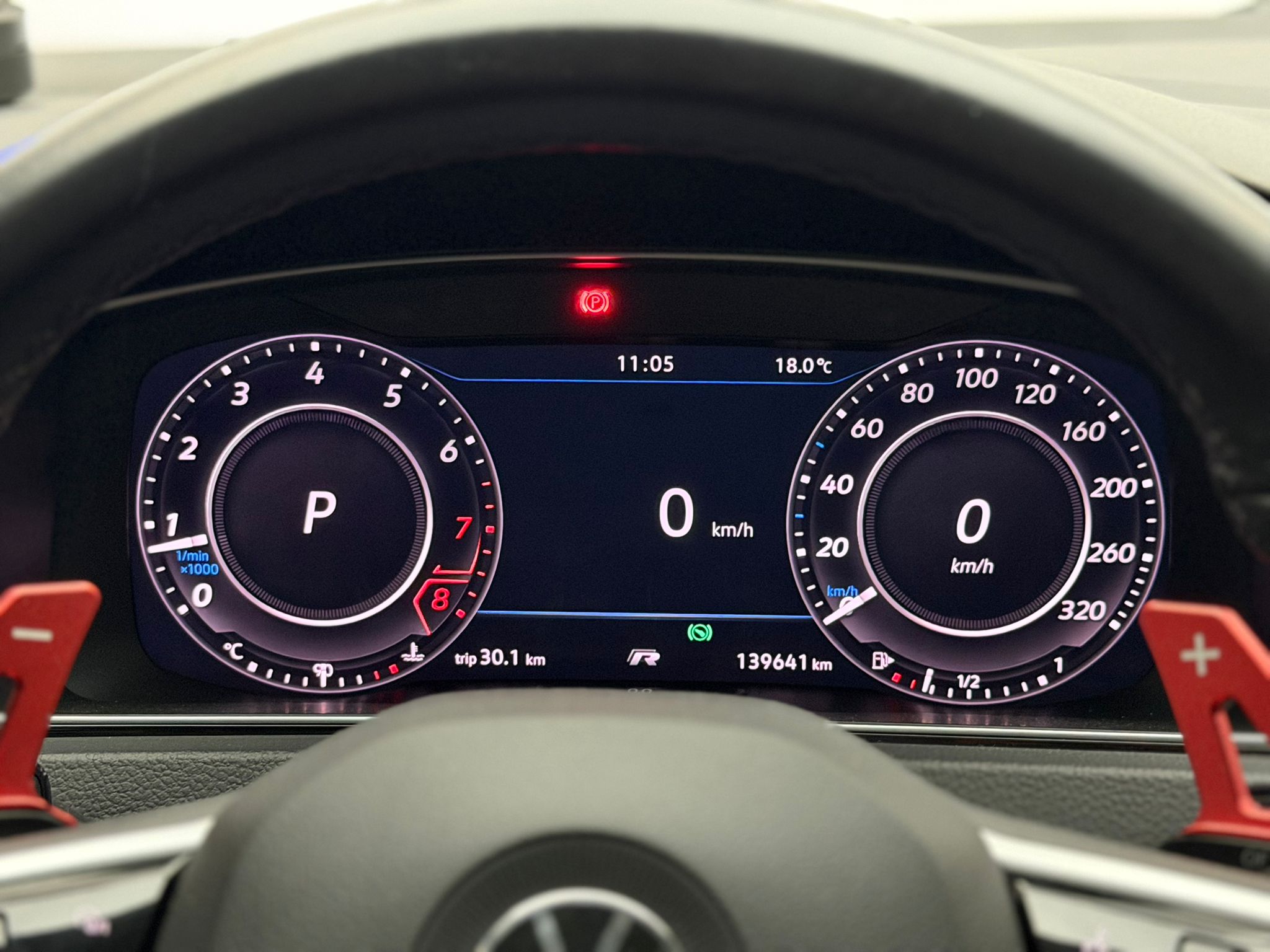 VOLKSWAGEN GOLF 13