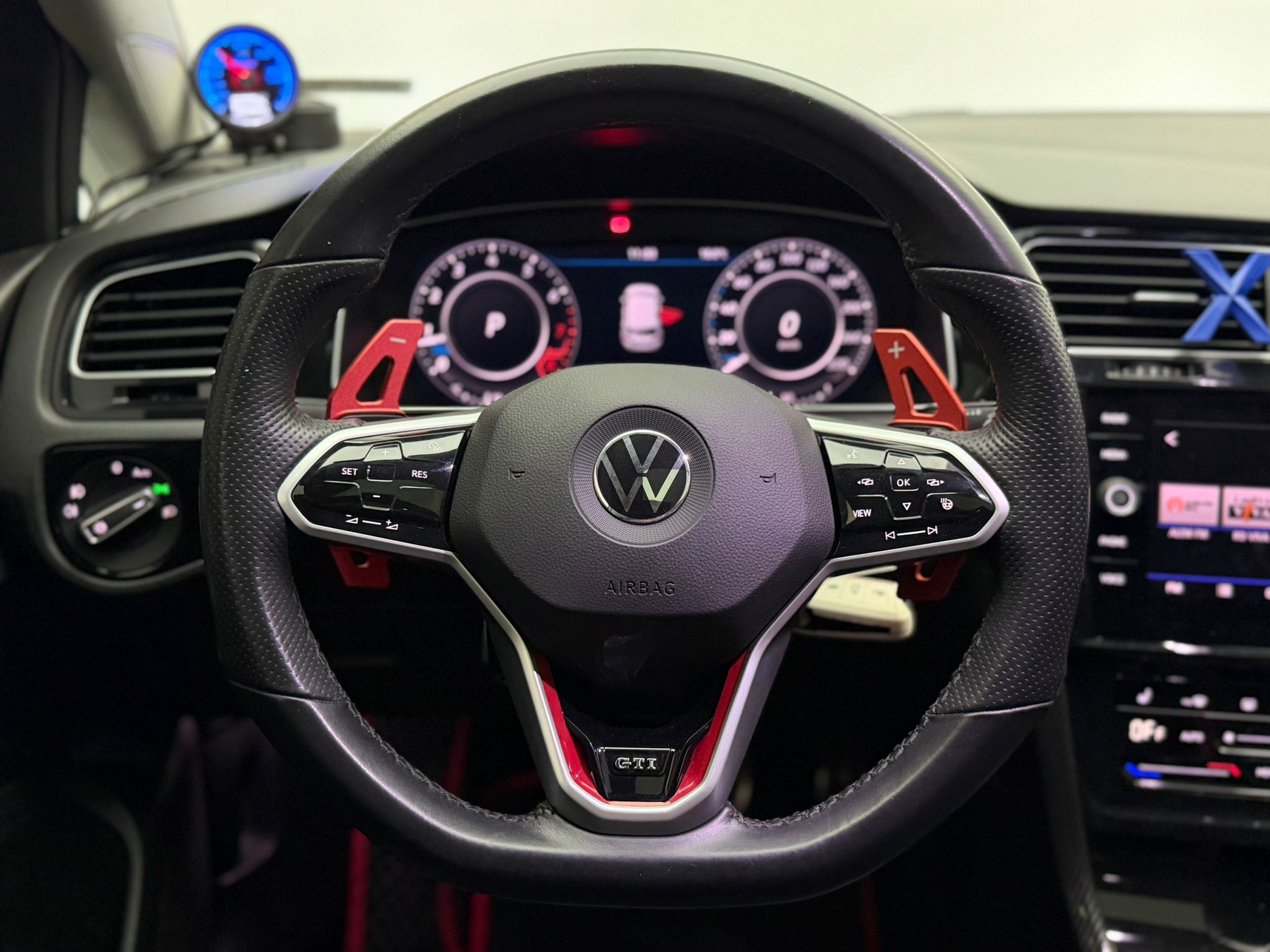 VOLKSWAGEN GOLF 14