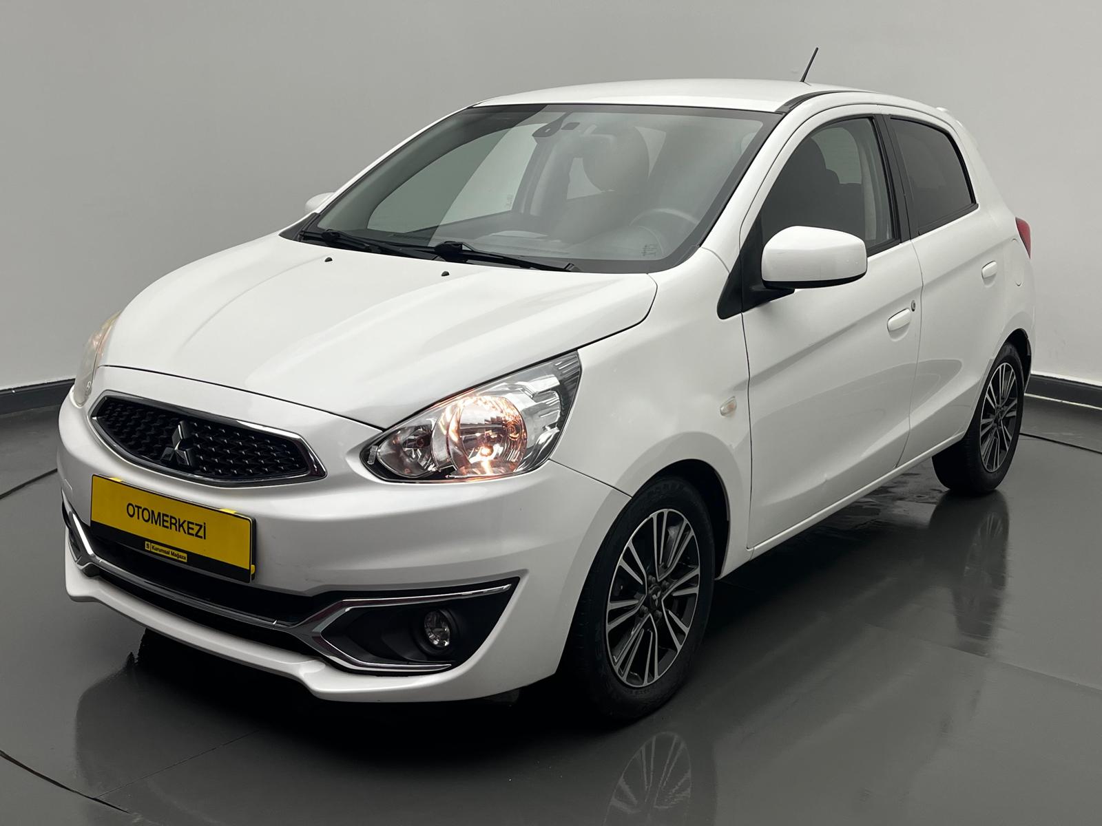 MITSUBISHI SPACESTAR 9