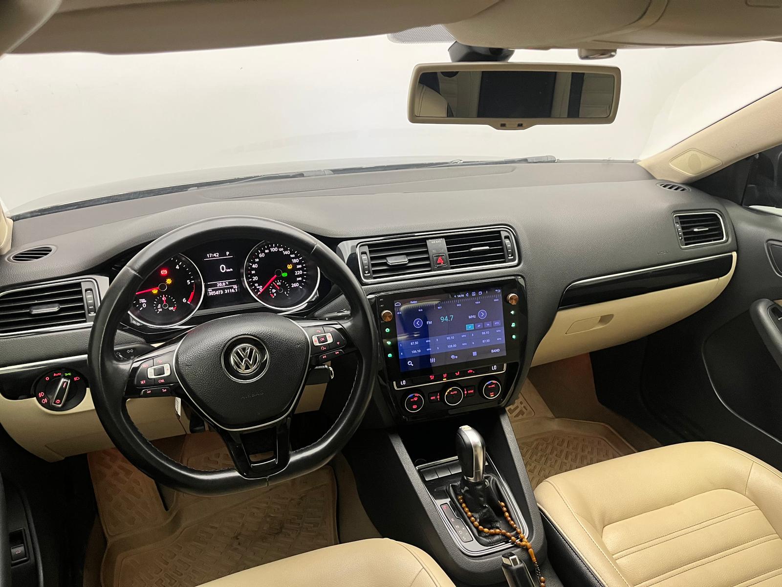 VOLKSWAGEN JETTA 2