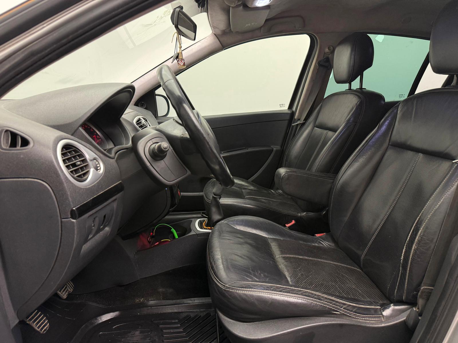 RENAULT CLIO 5