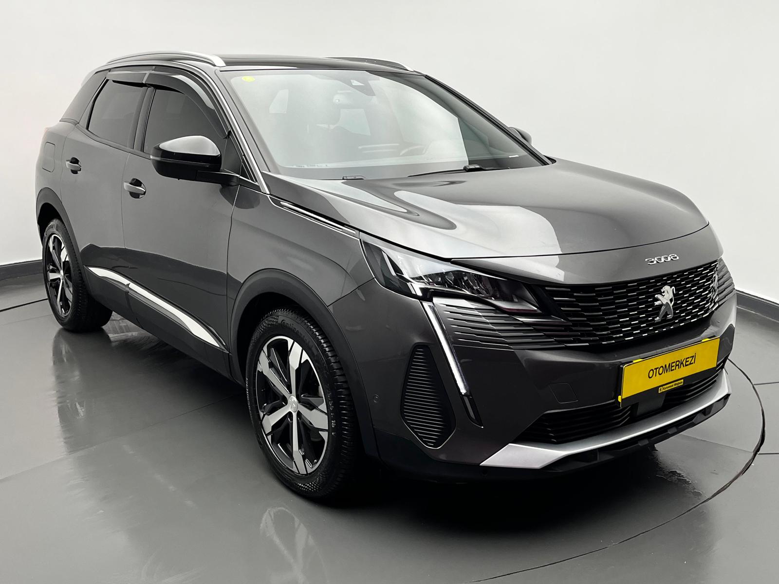 PEUGEOT 3008 7