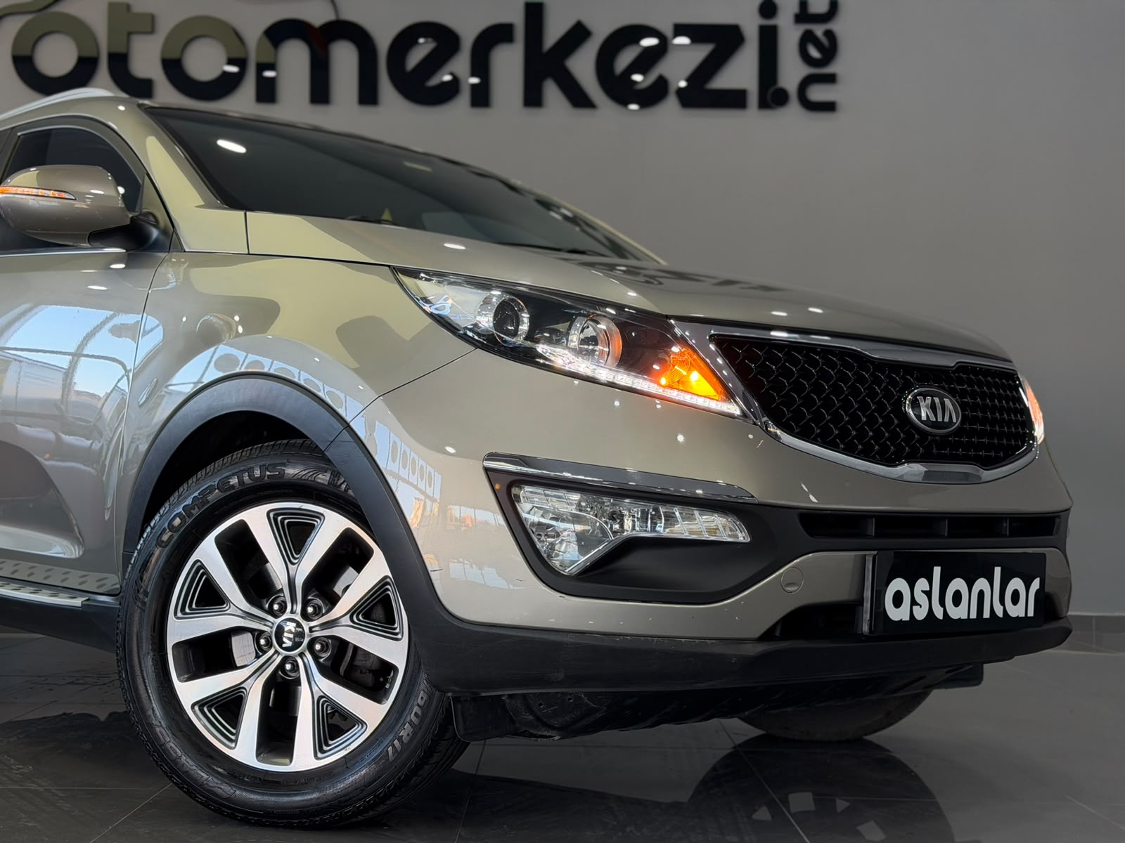 KIA SPORTAGE 6