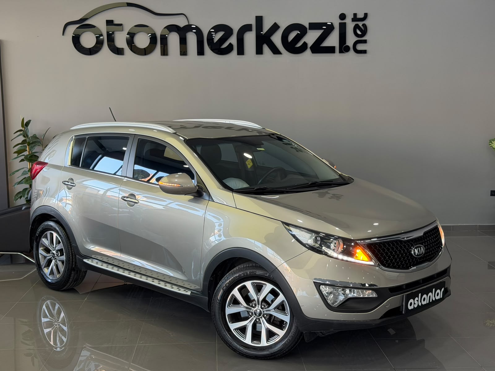 KIA SPORTAGE 7