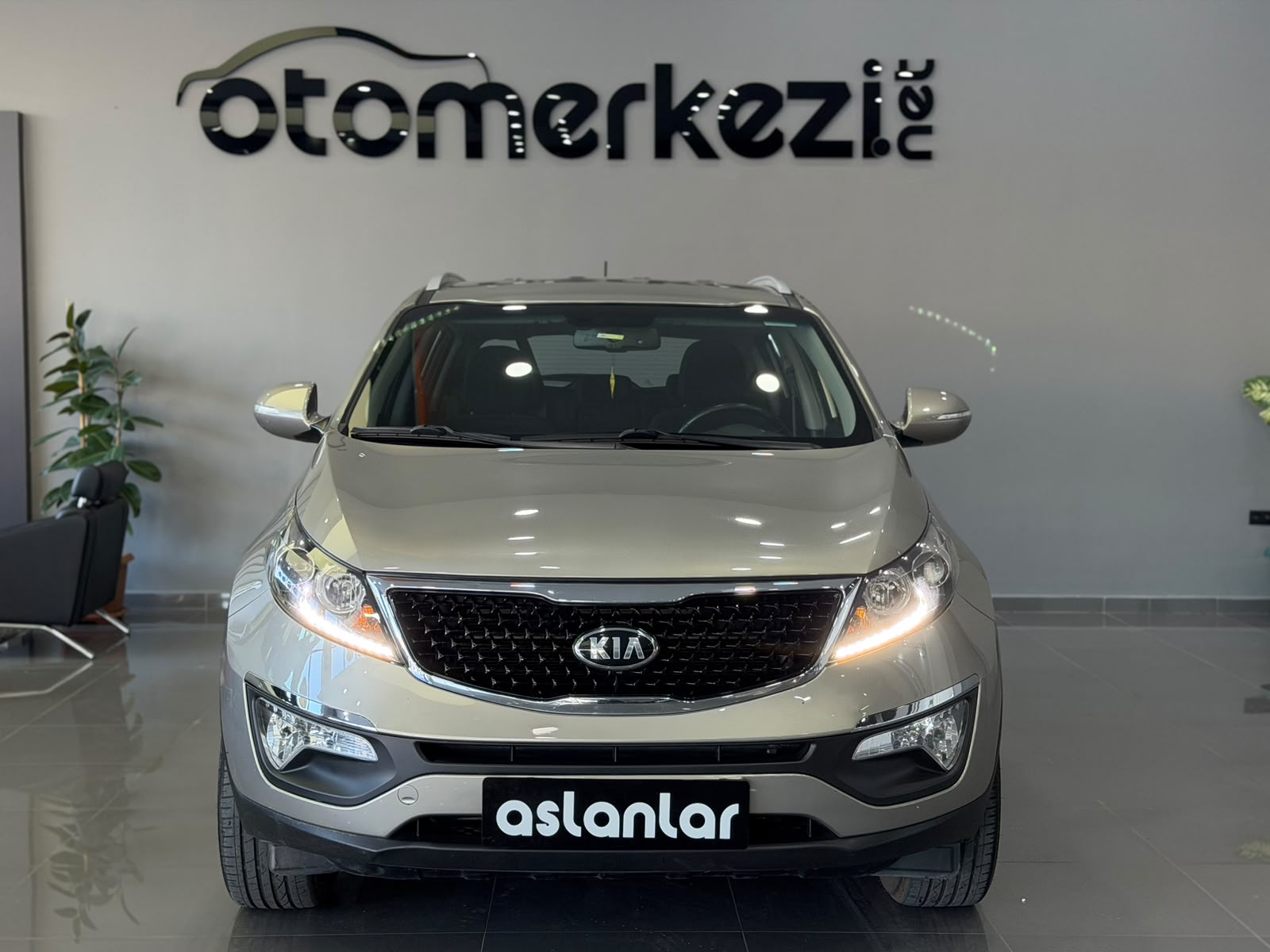 KIA SPORTAGE 11
