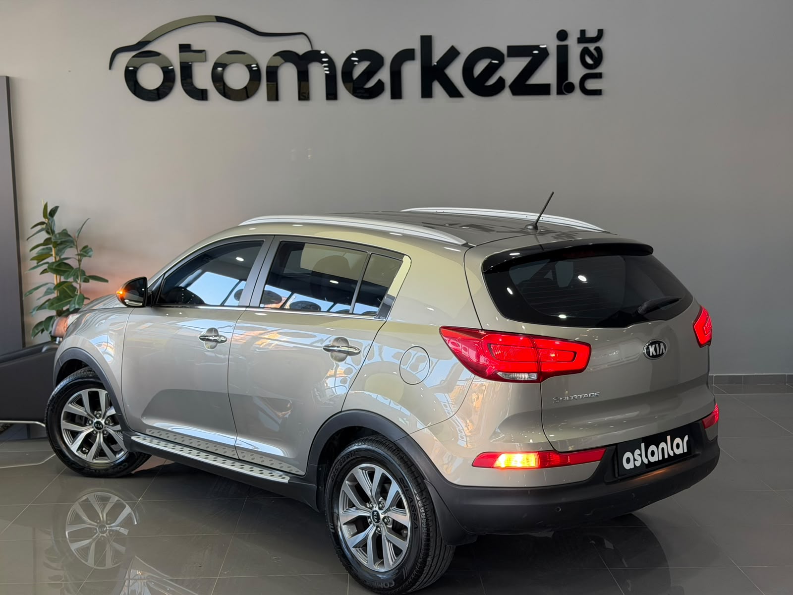 KIA SPORTAGE 18