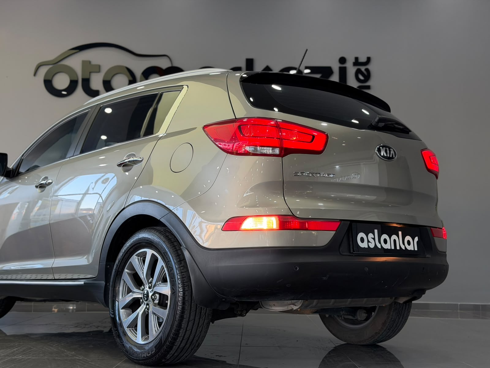 KIA SPORTAGE 26