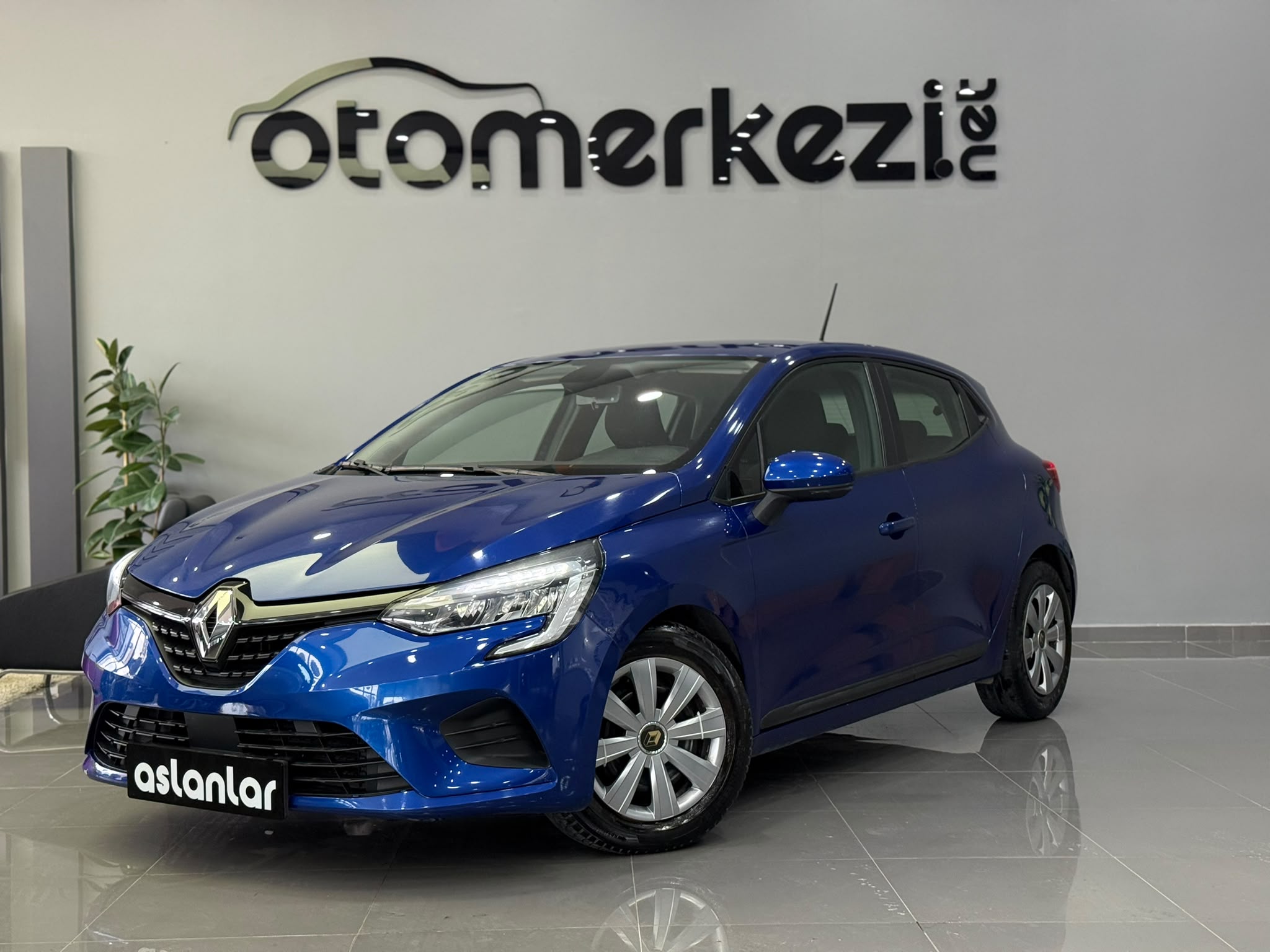 RENAULT CLIO 1