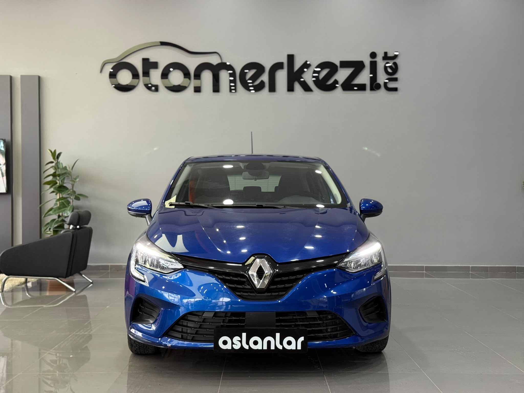 RENAULT CLIO 6