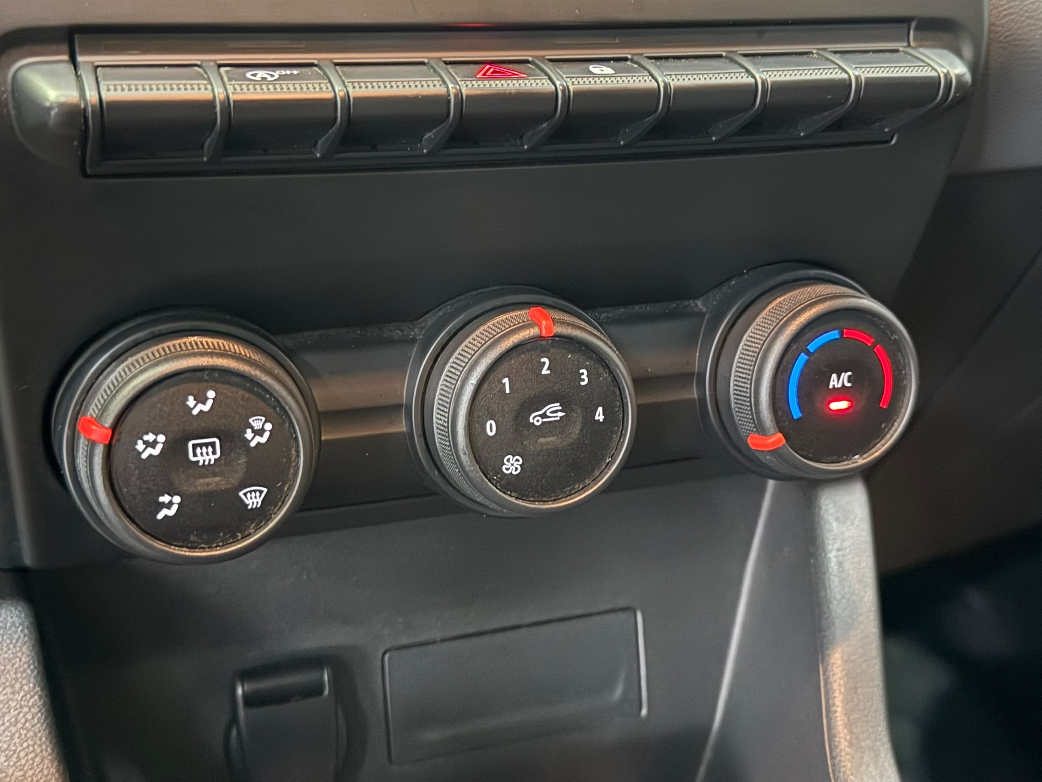 RENAULT CLIO 22