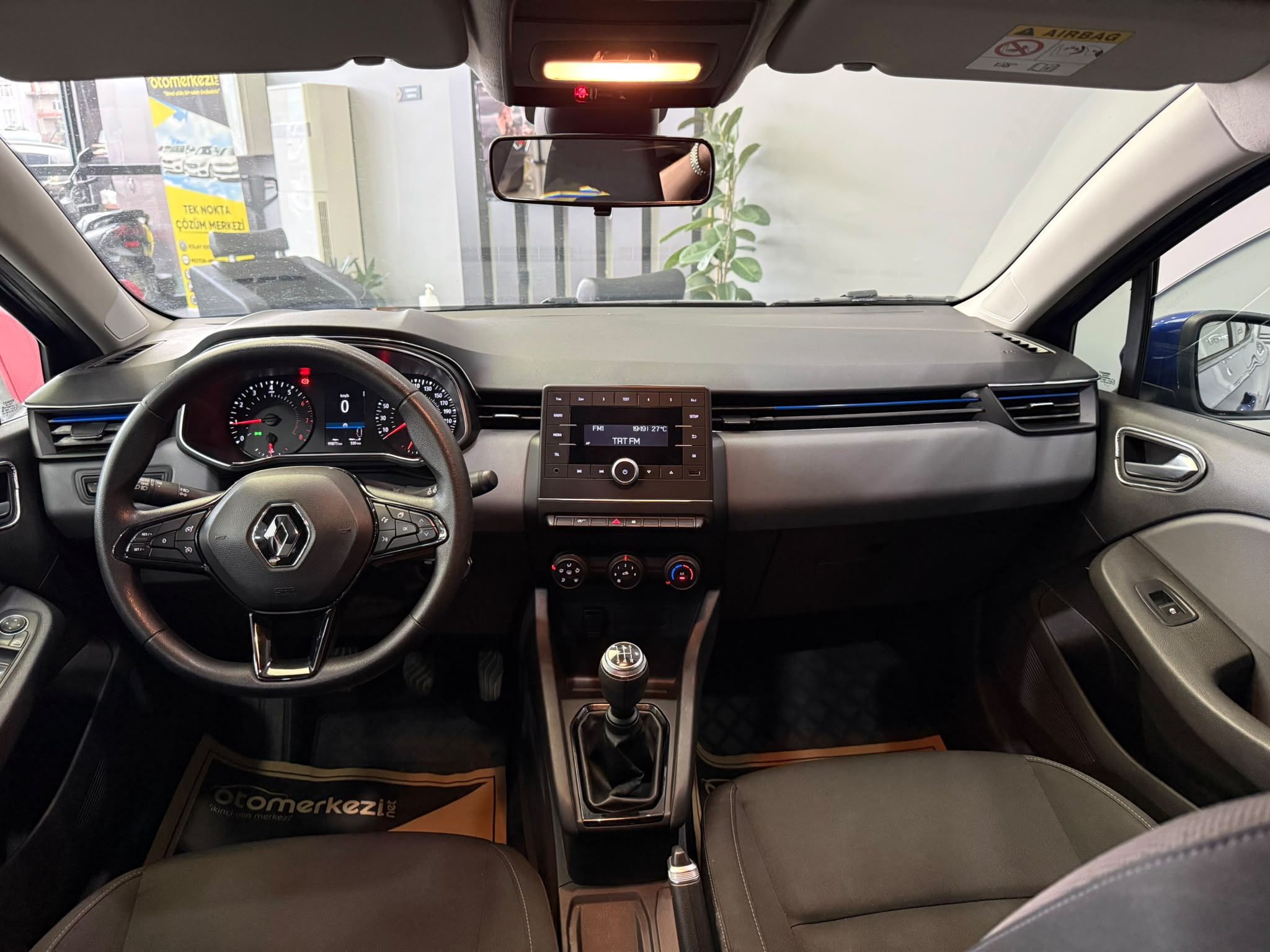 RENAULT CLIO 26
