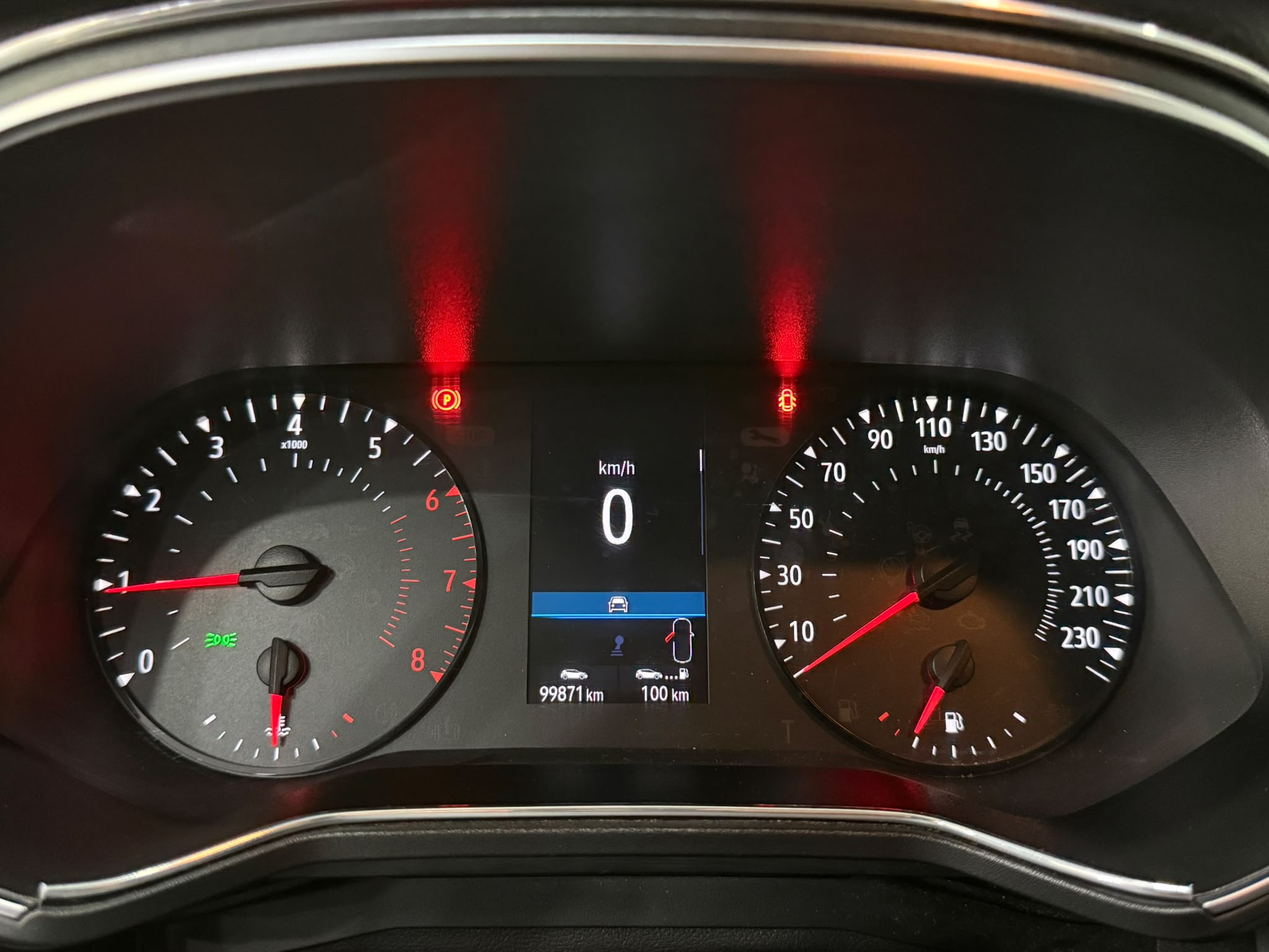 RENAULT CLIO 28