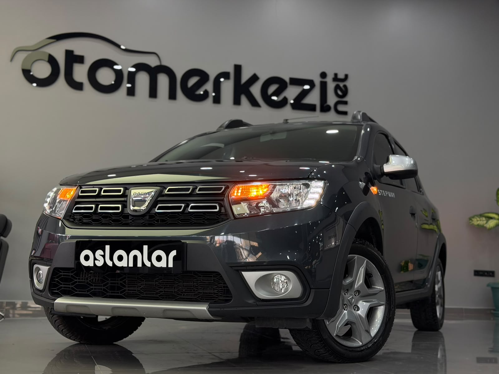 DACIA SANDERO 12