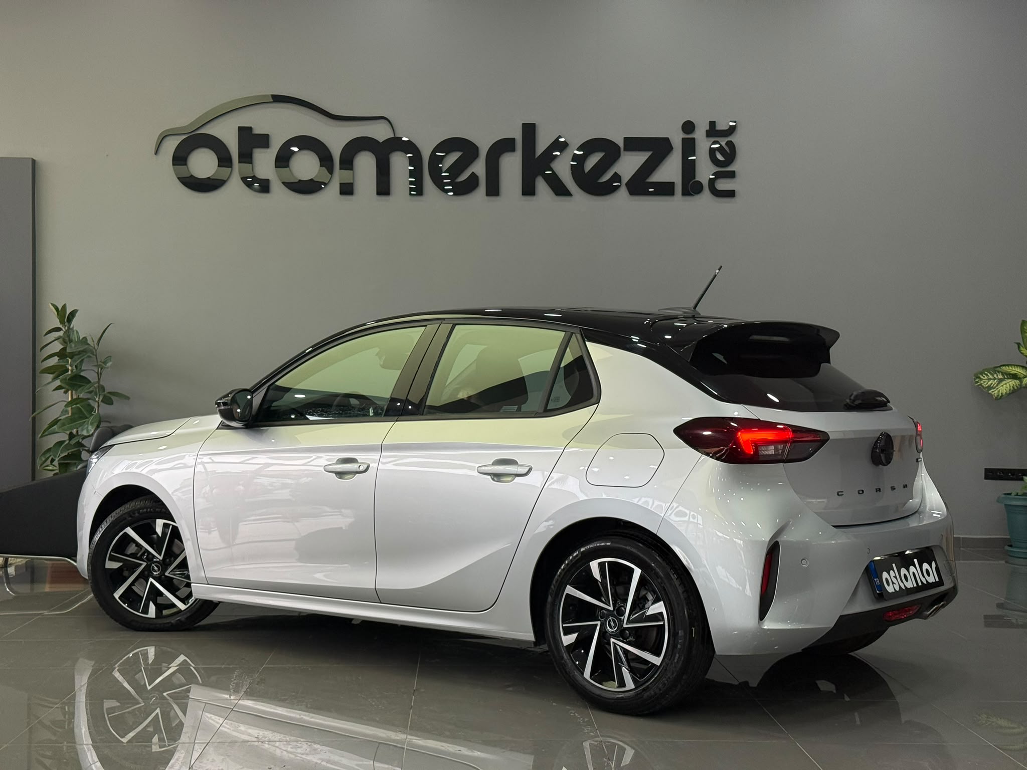 OPEL CORSA-E 3