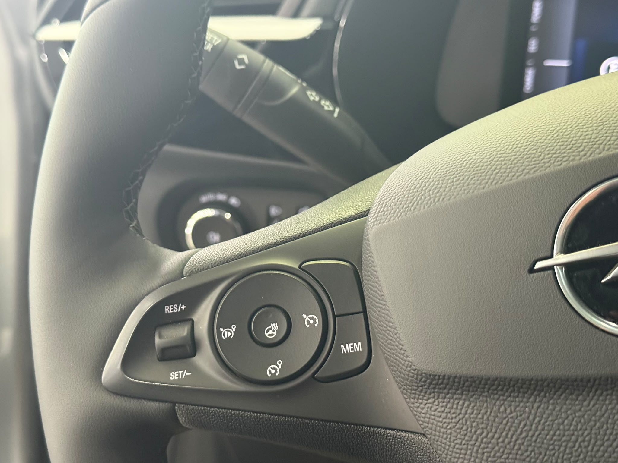 OPEL CORSA-E 16