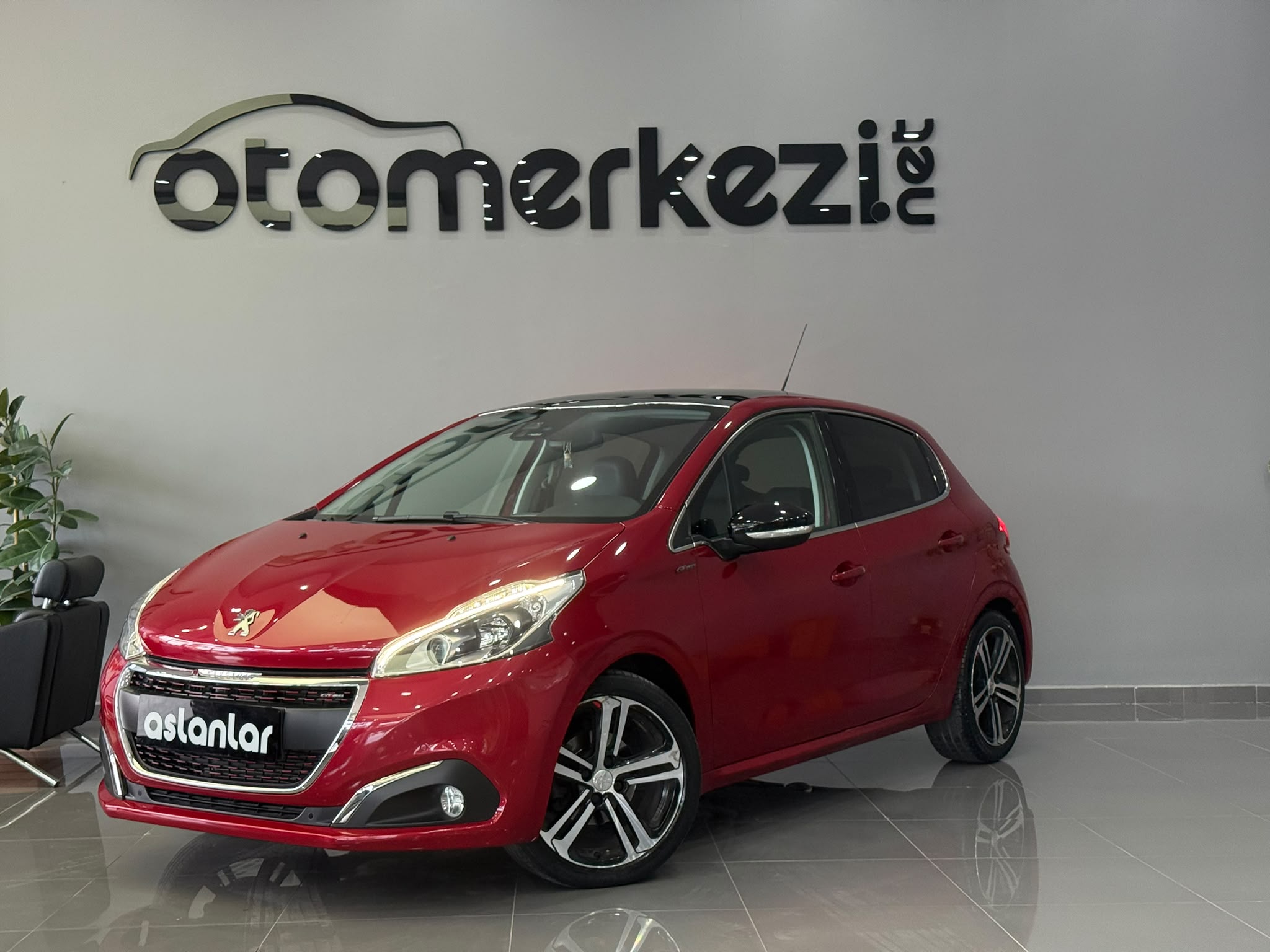 PEUGEOT 208 22