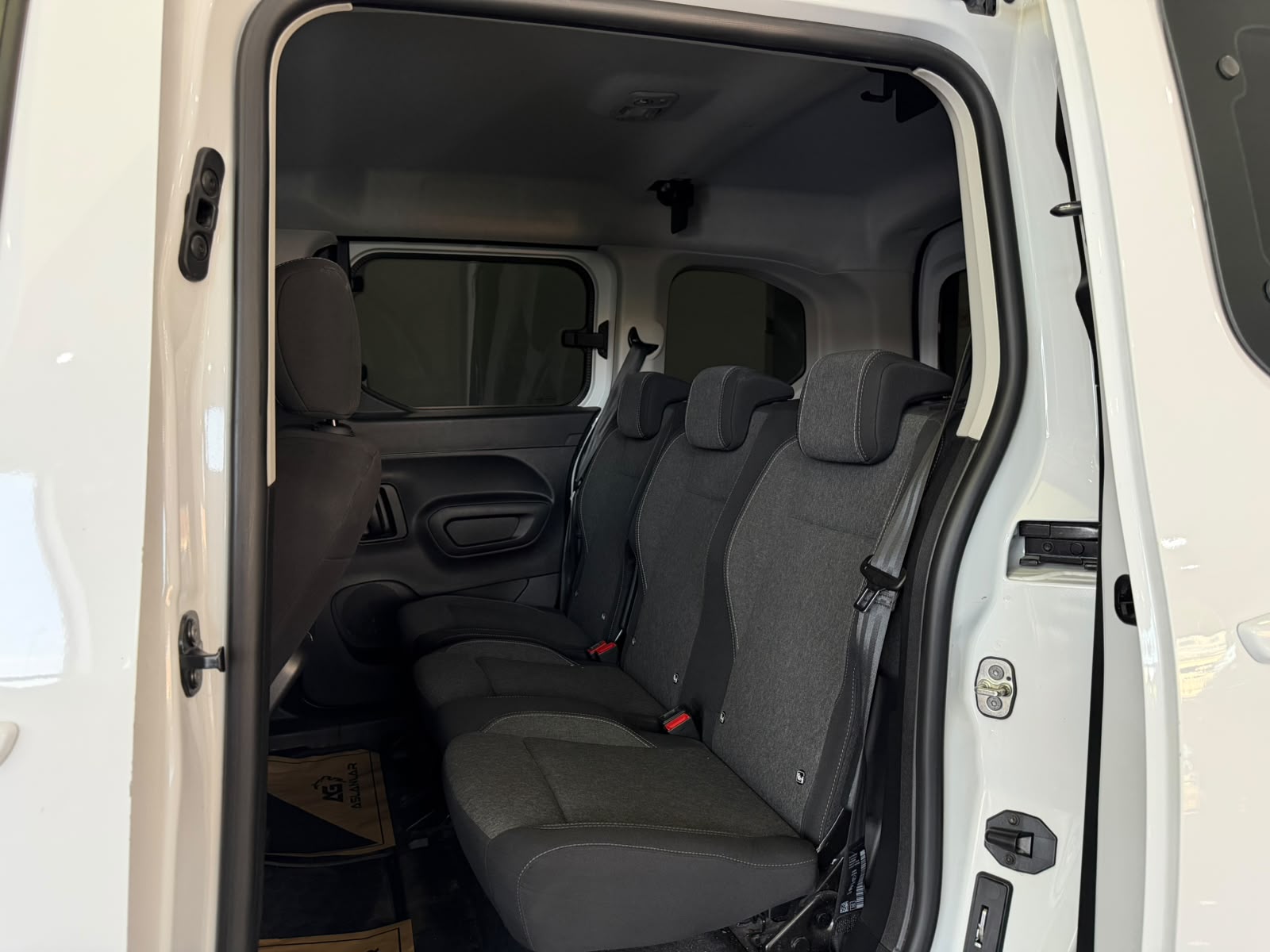 OPEL COMBO 8