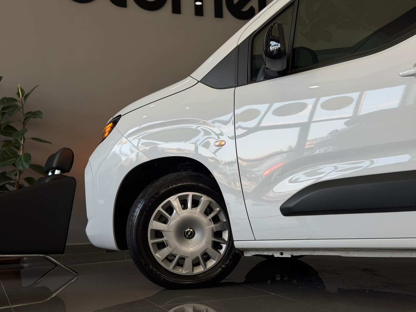OPEL COMBO 24