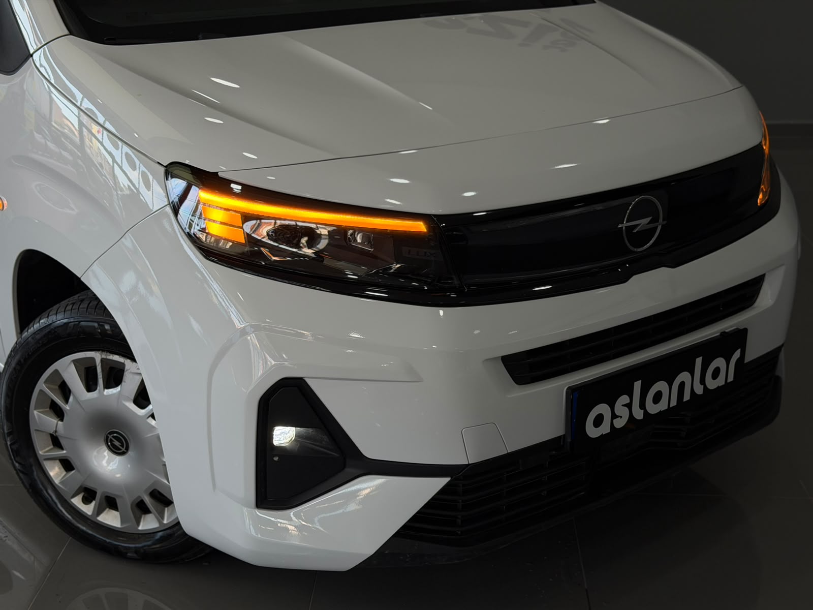 OPEL COMBO 28