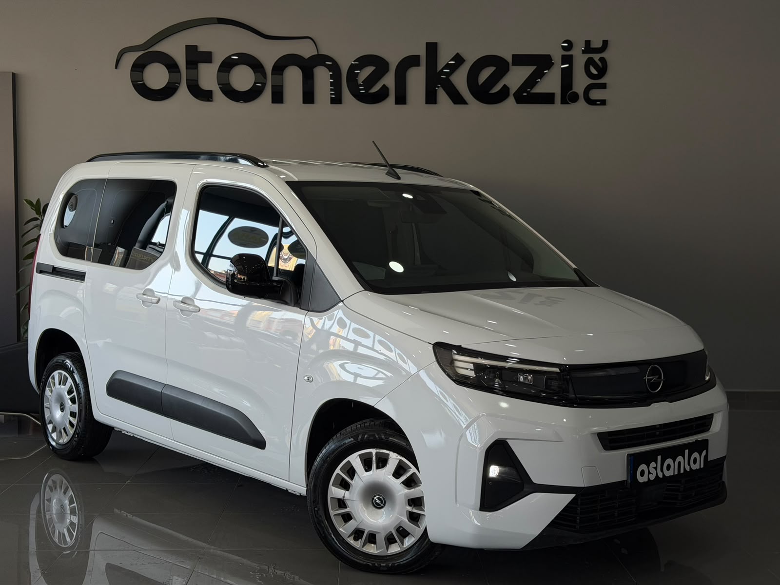 OPEL COMBO 29
