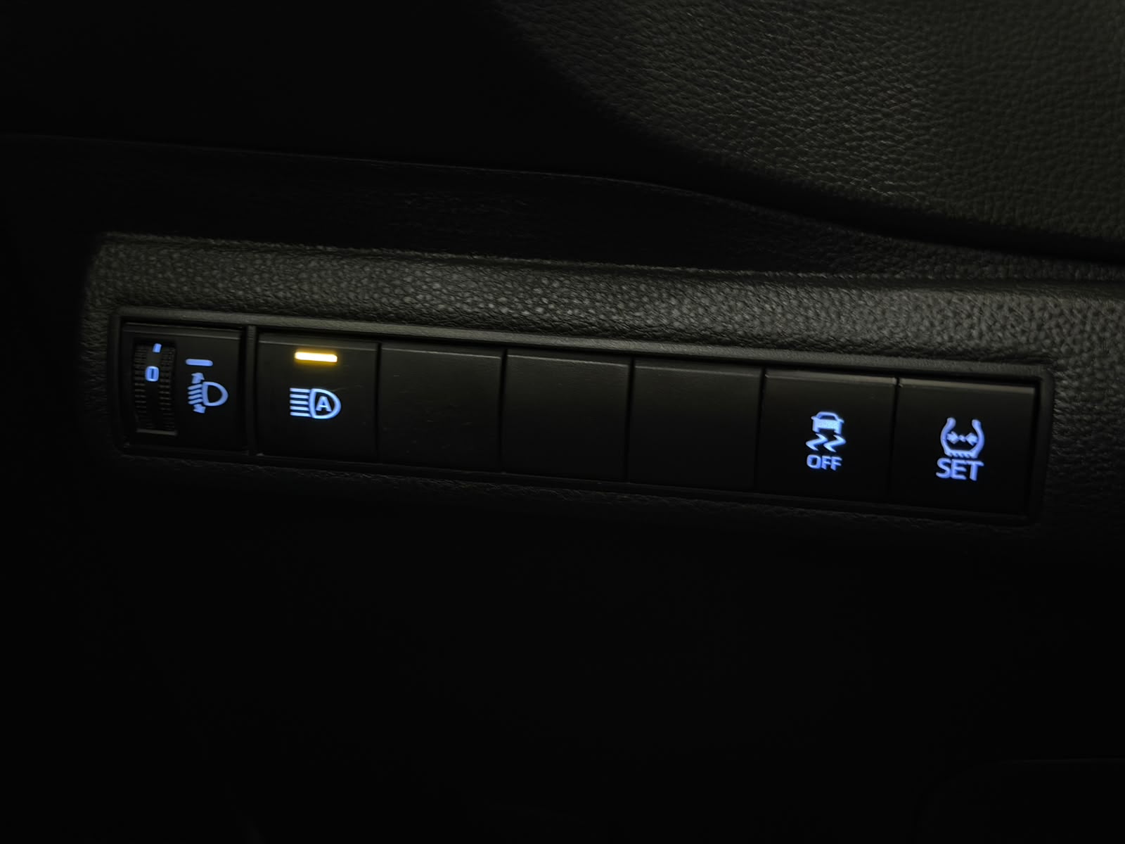 TOYOTA COROLLA 17