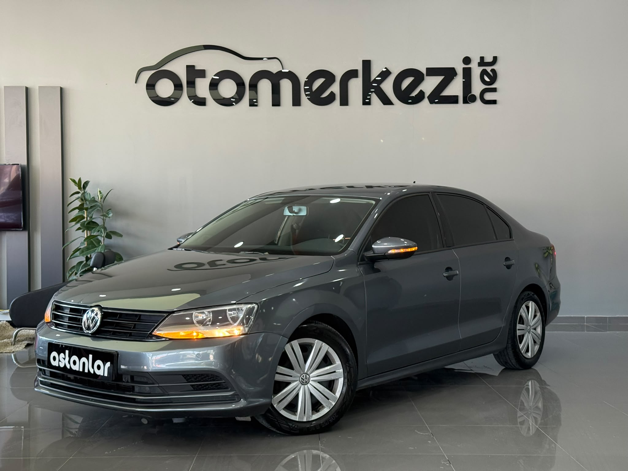 VOLKSWAGEN JETTA 1