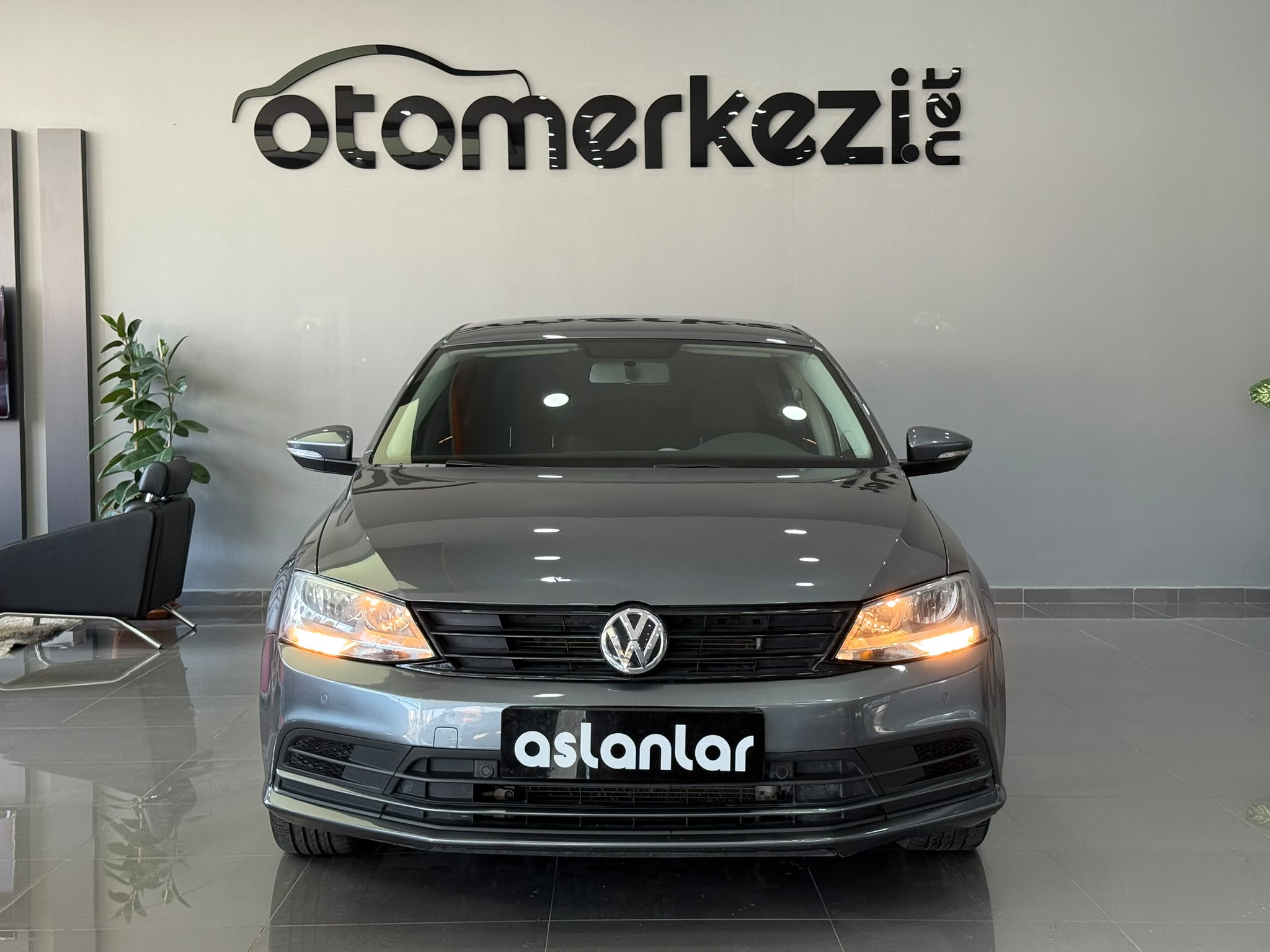 VOLKSWAGEN JETTA 11