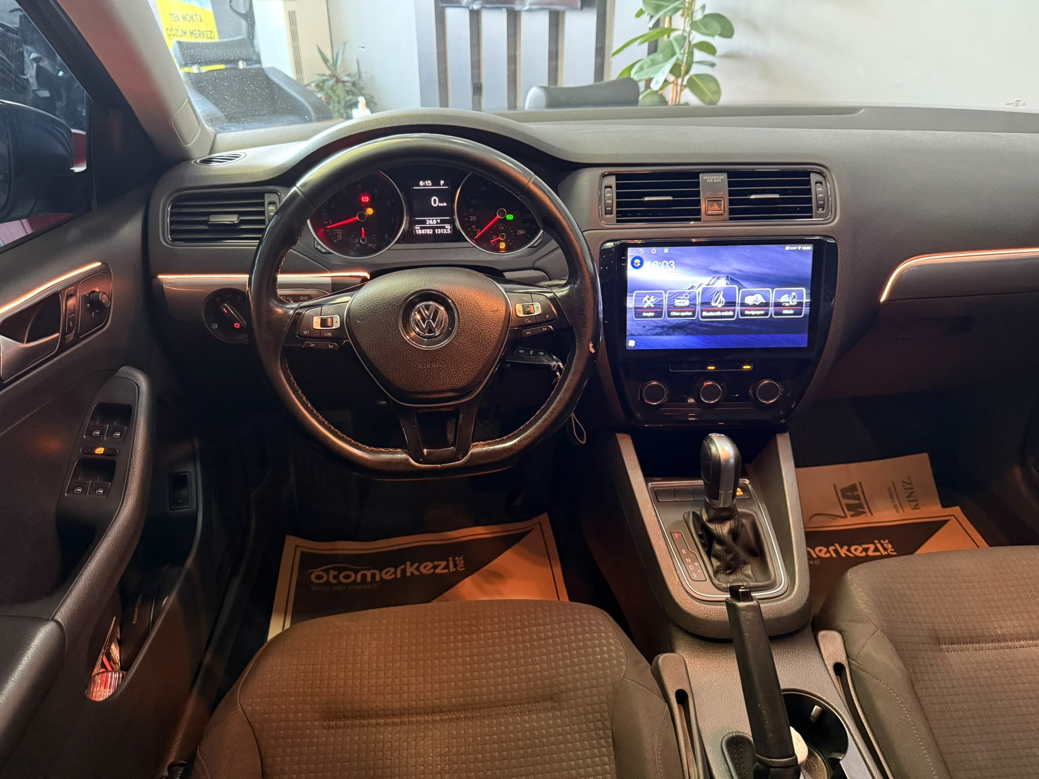 VOLKSWAGEN JETTA 14