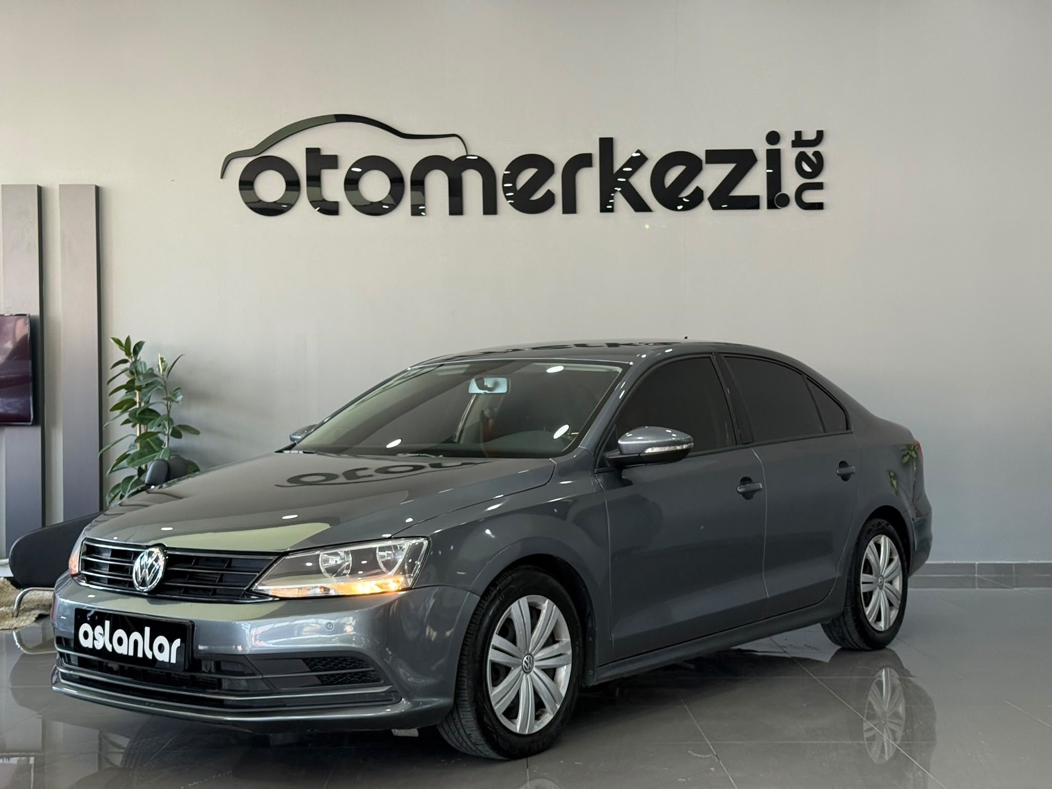 VOLKSWAGEN JETTA 23
