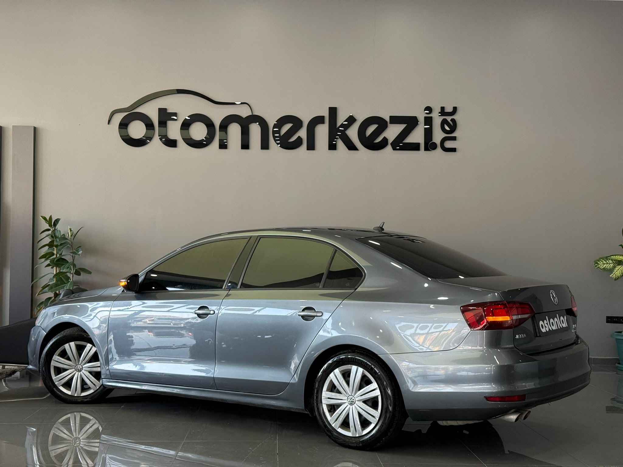 VOLKSWAGEN JETTA 27