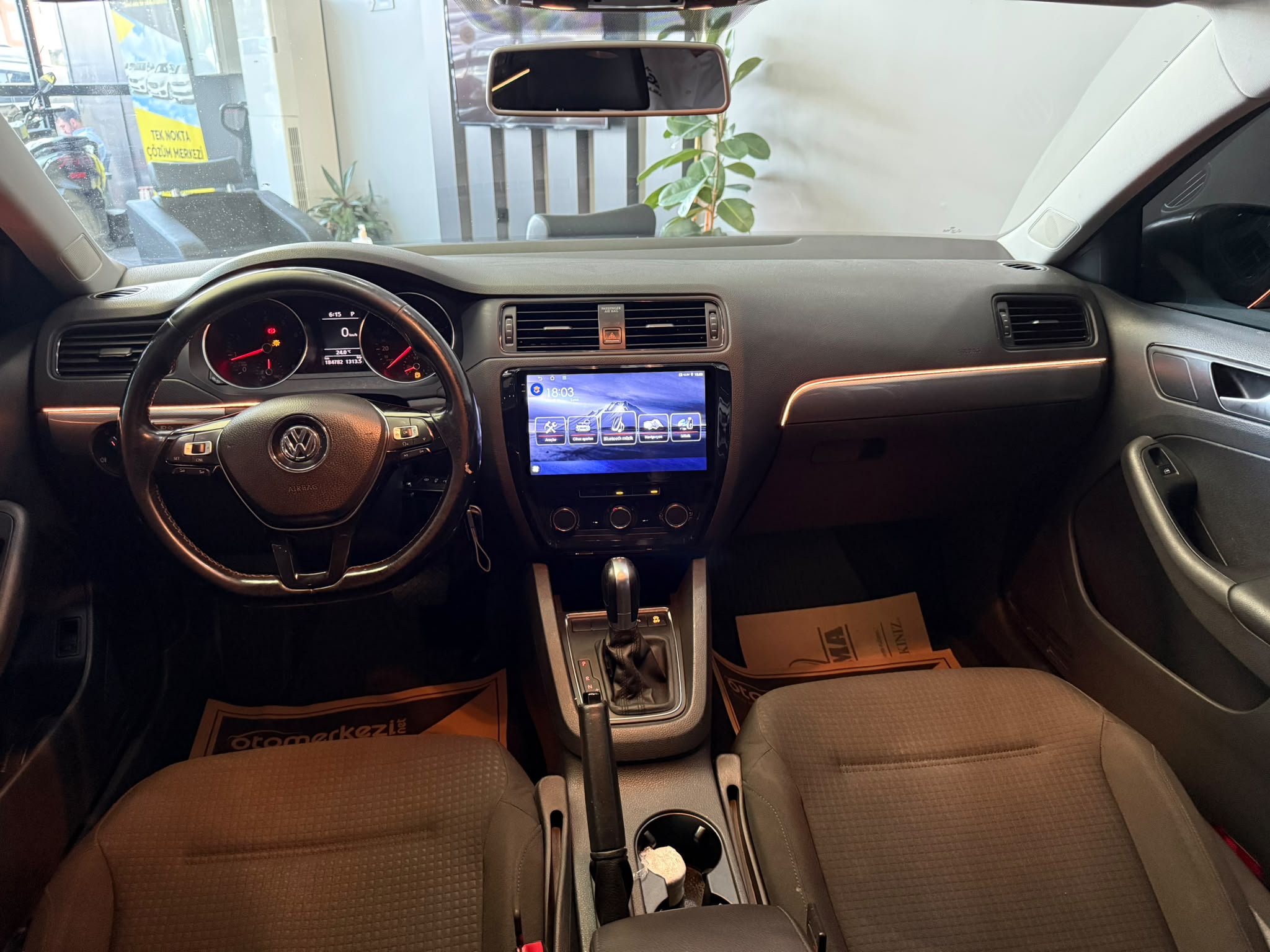 VOLKSWAGEN JETTA 30
