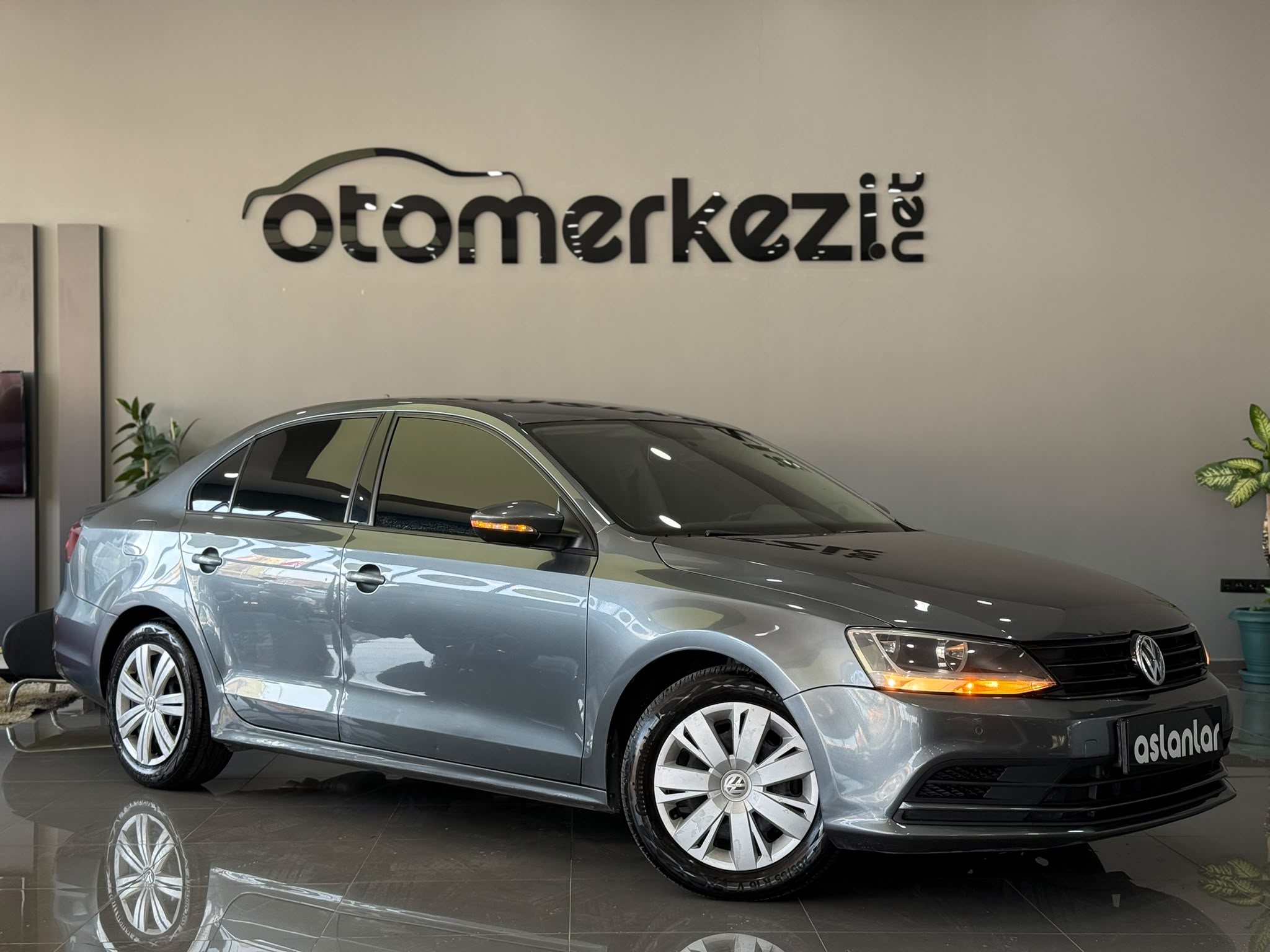 VOLKSWAGEN JETTA 34