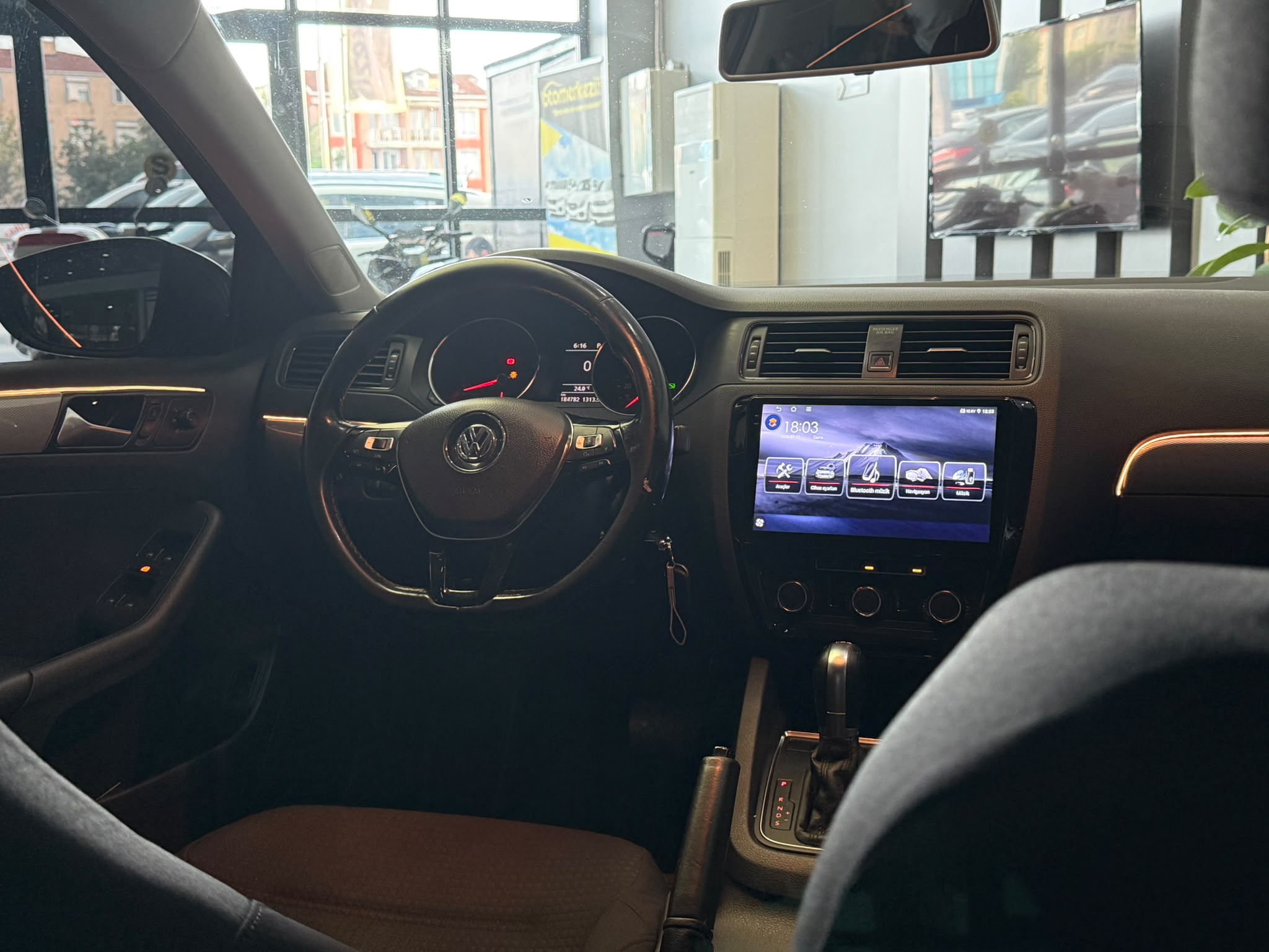 VOLKSWAGEN JETTA 35