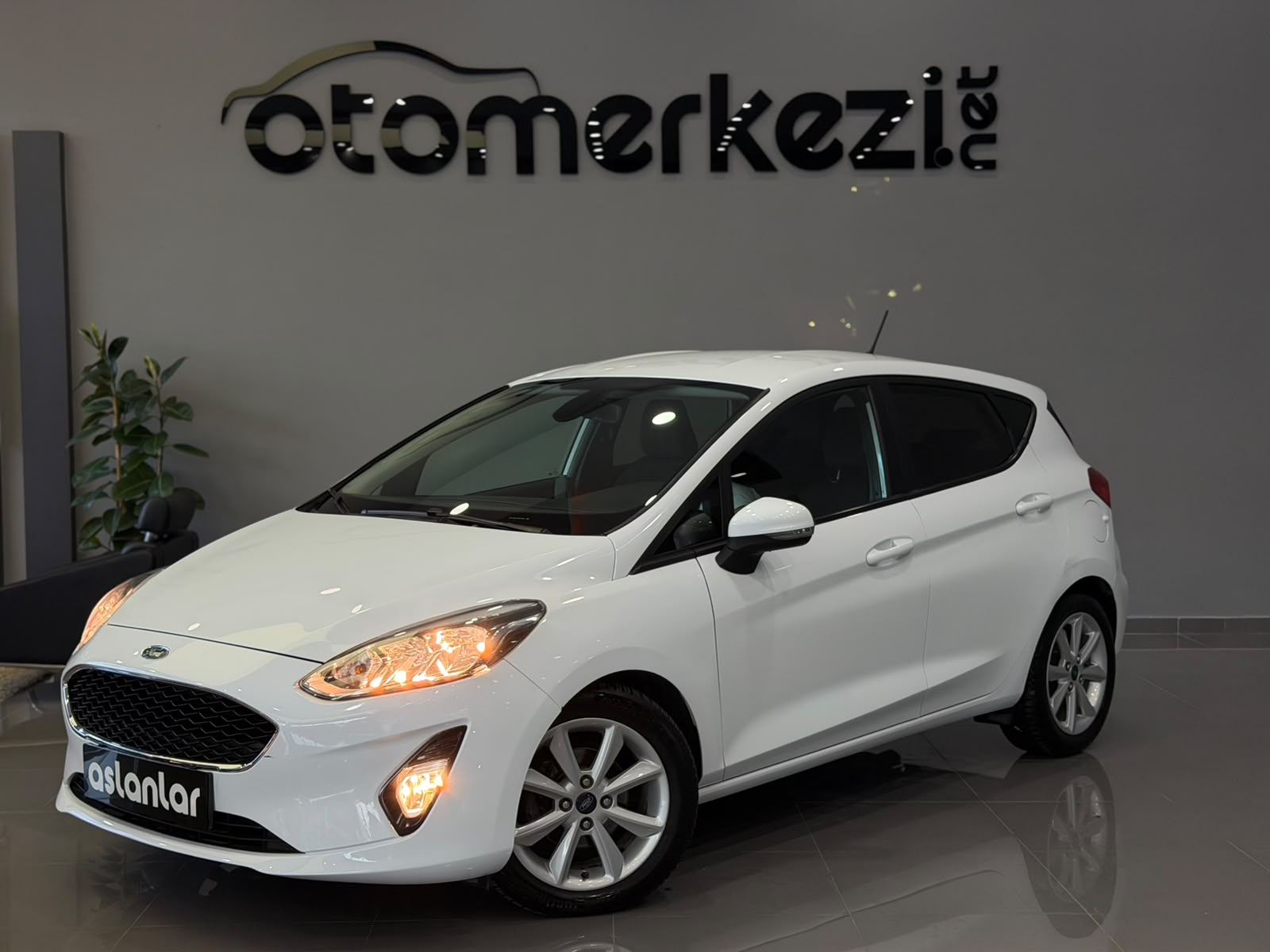 FORD FIESTA 2