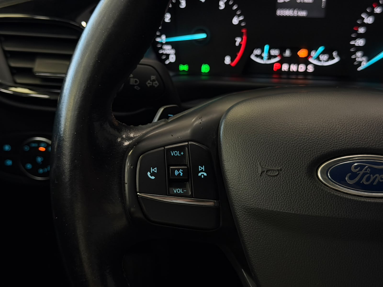 FORD FIESTA 18