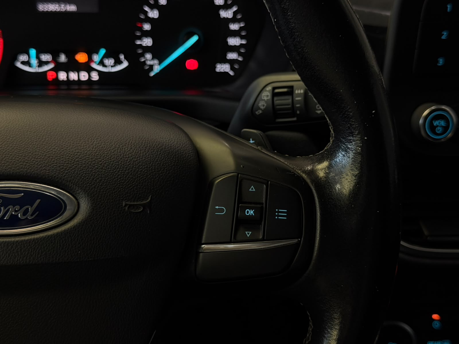 FORD FIESTA 19