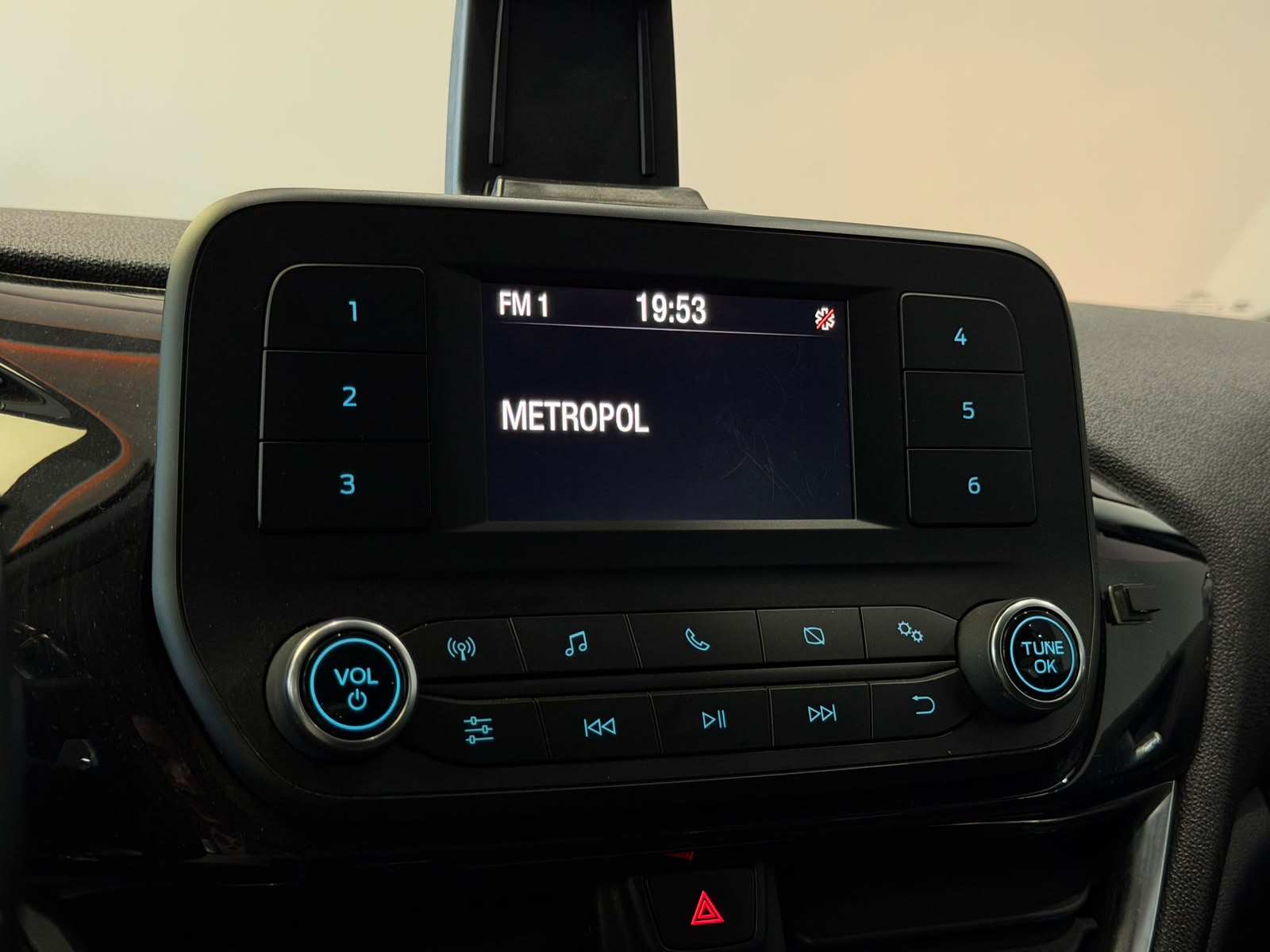 FORD FIESTA 24